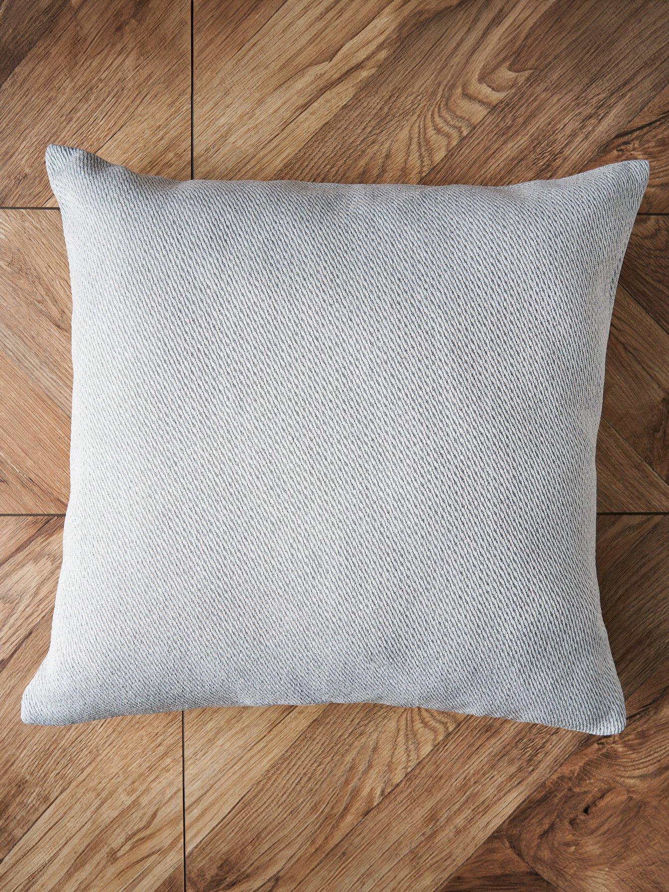 very-home-loft-cushion