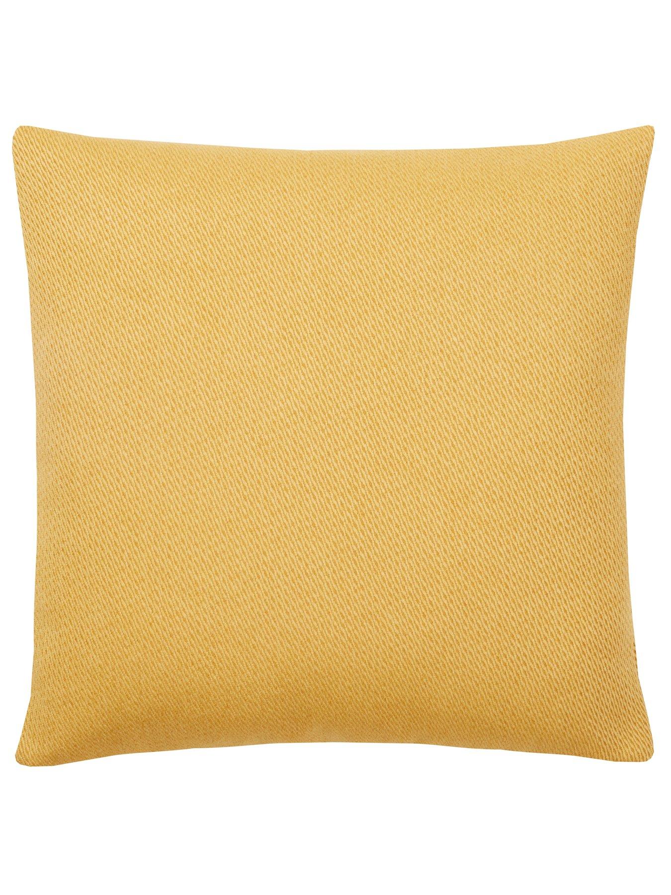 very-home-loft-cushion