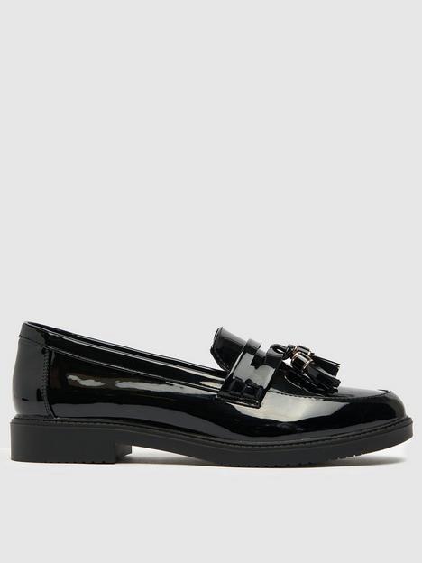 schuh-schuh-lane-patent-tassel-loafer-black