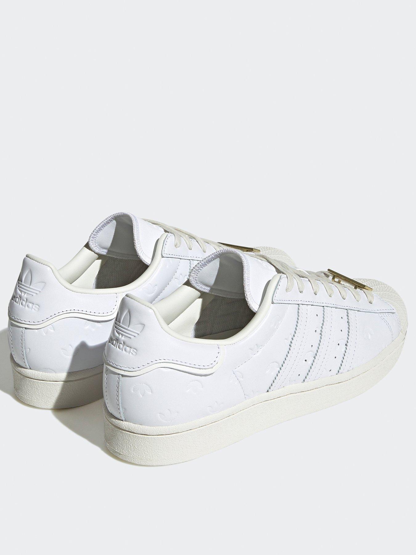 Mens superstar hotsell trainers all white