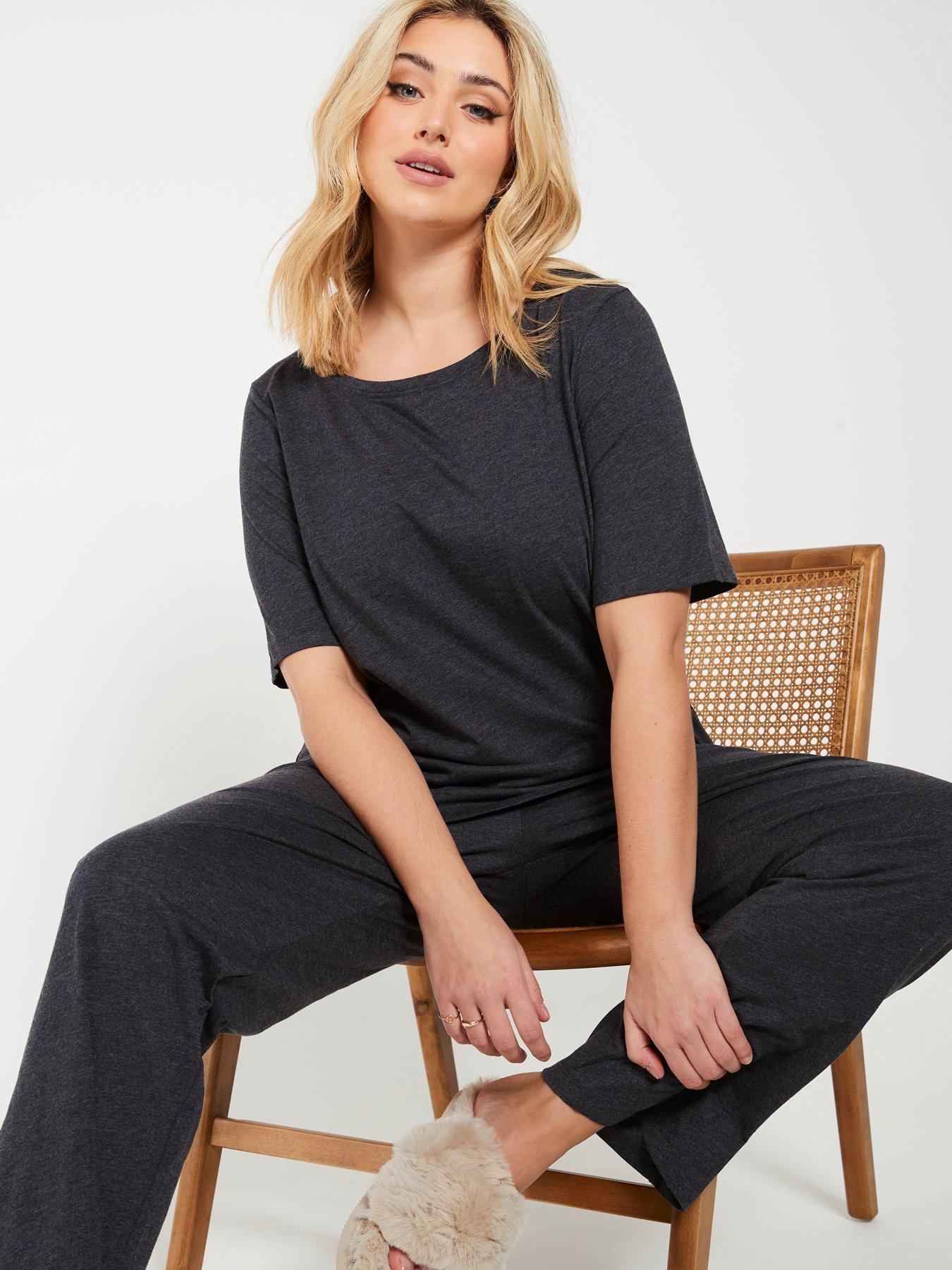 everyday-short-sleeve-and-slim-leg-pyjama-set-charcoaloutfit