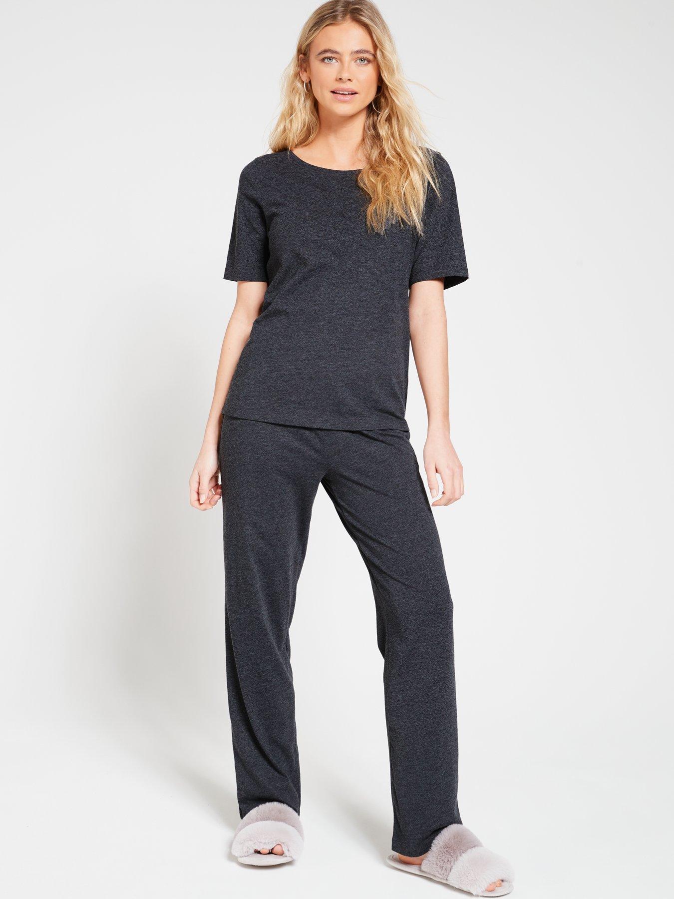 everyday-short-sleeve-and-slim-leg-pyjama-set-charcoaldetail