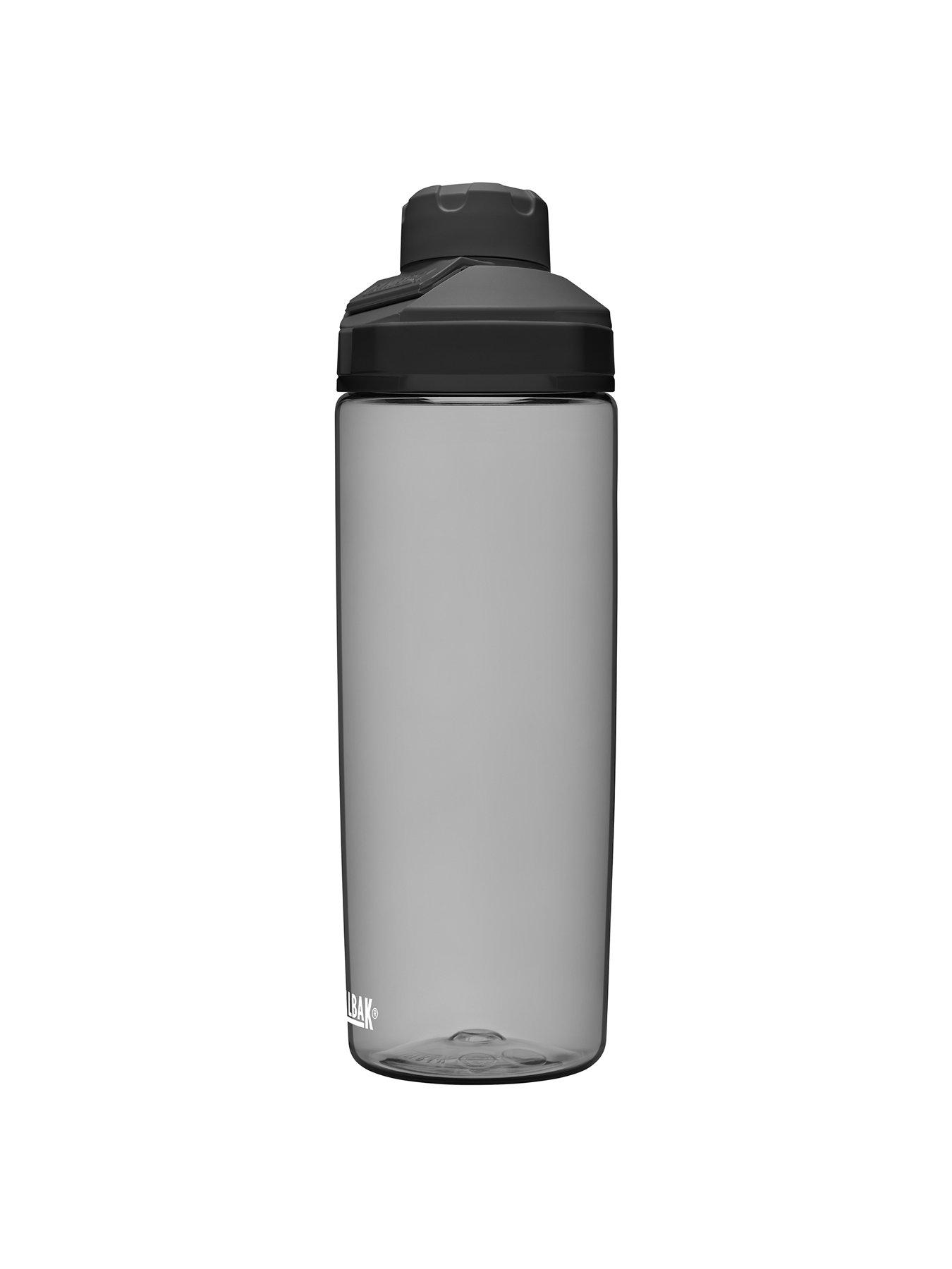 camelbak-chute-mag-20oz-clear-water-bottleoutfit