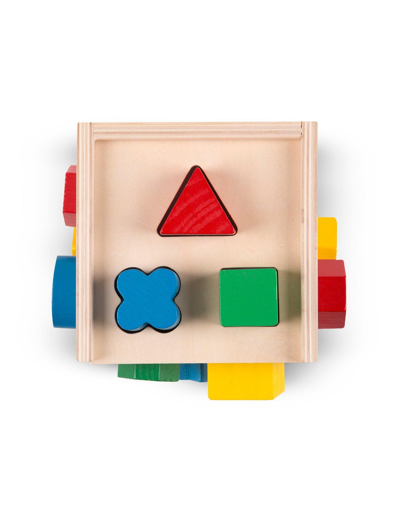 melissa-doug-shape-sorting-cubedetail