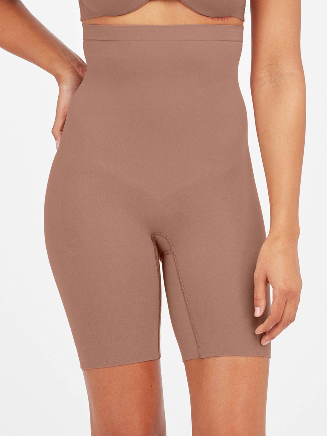 Spanx Spanx Everyday Seamless Shaping High Waisted Short - Café Au Lait