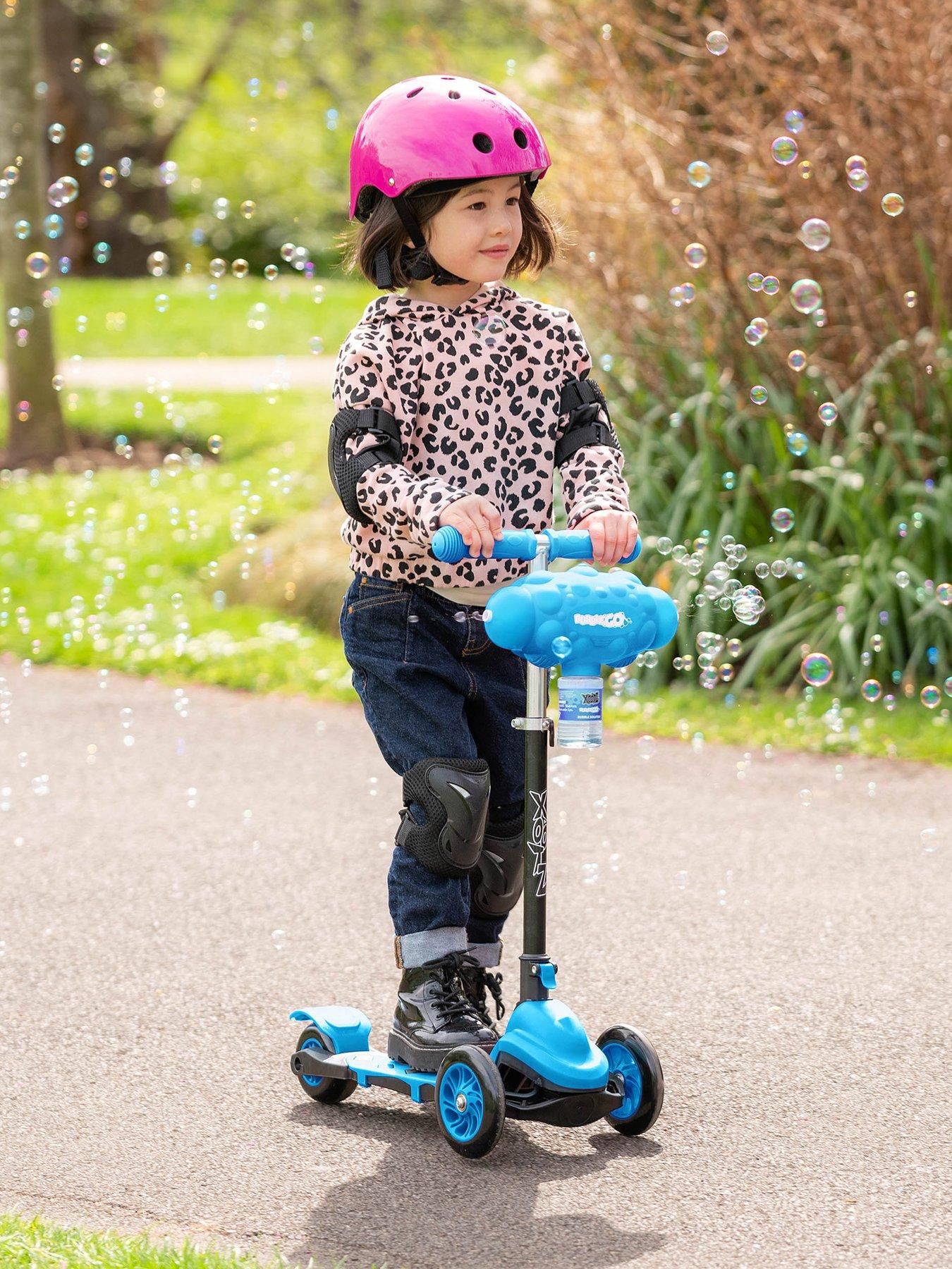 Image 1 of 7 of XOOTZ Bubble Go Tri-Scooter - Blue