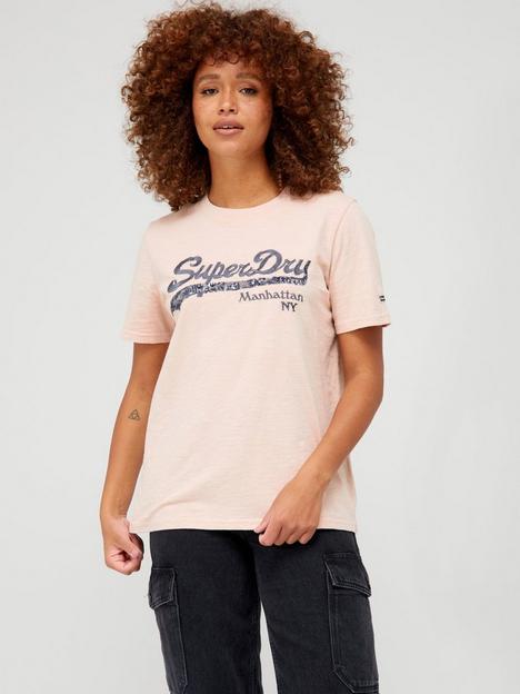superdry-vintage-logo-sequin-t-shirt-pink