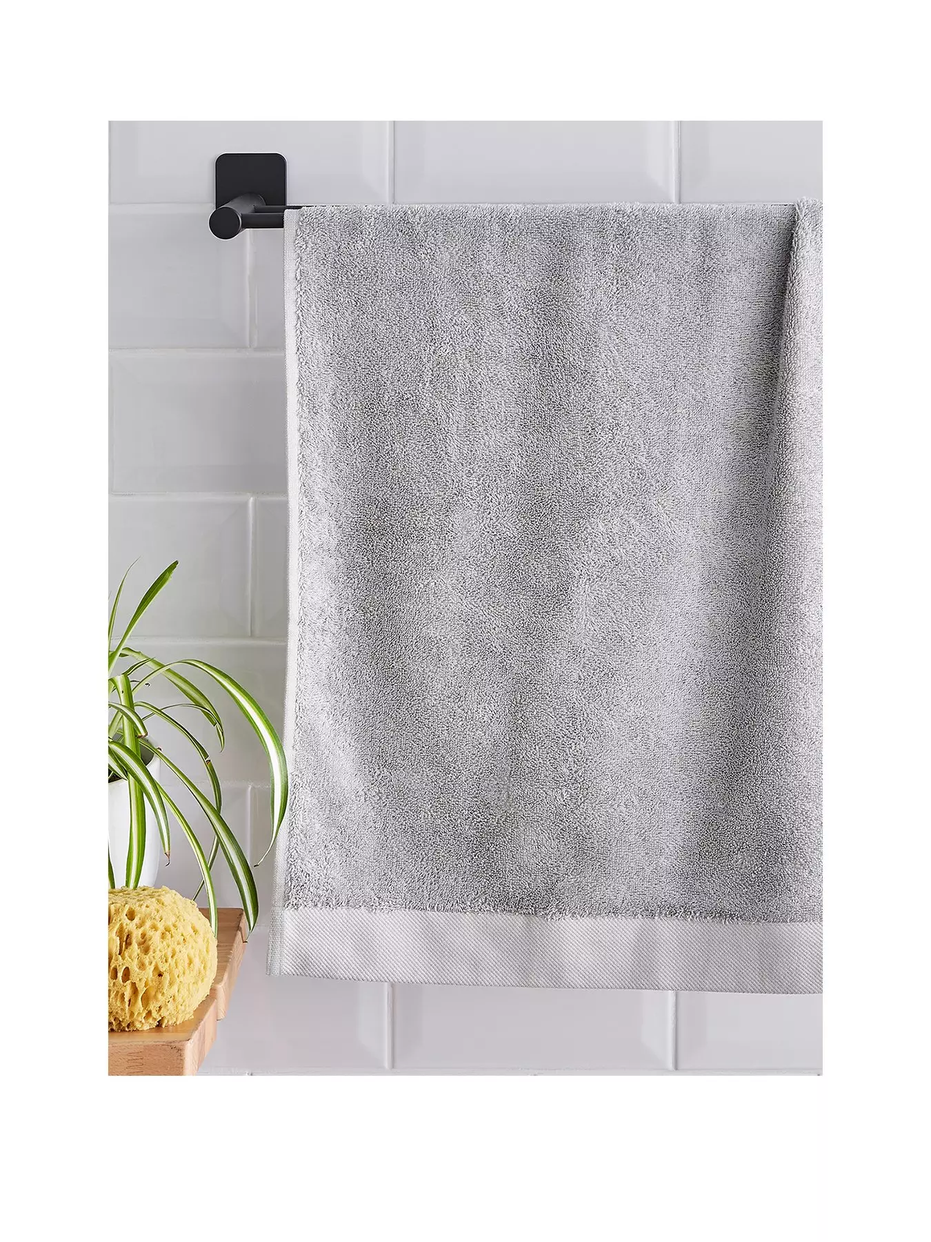 https://media.very.ie/i/littlewoodsireland/V4YMK_SQ1_0000000215_LIGHT_GREY_SLf/pineapple-elephant-bamboo-combed-cotton-blend-towel-collection.jpg?$180x240_retinamobilex2$&fmt=webp