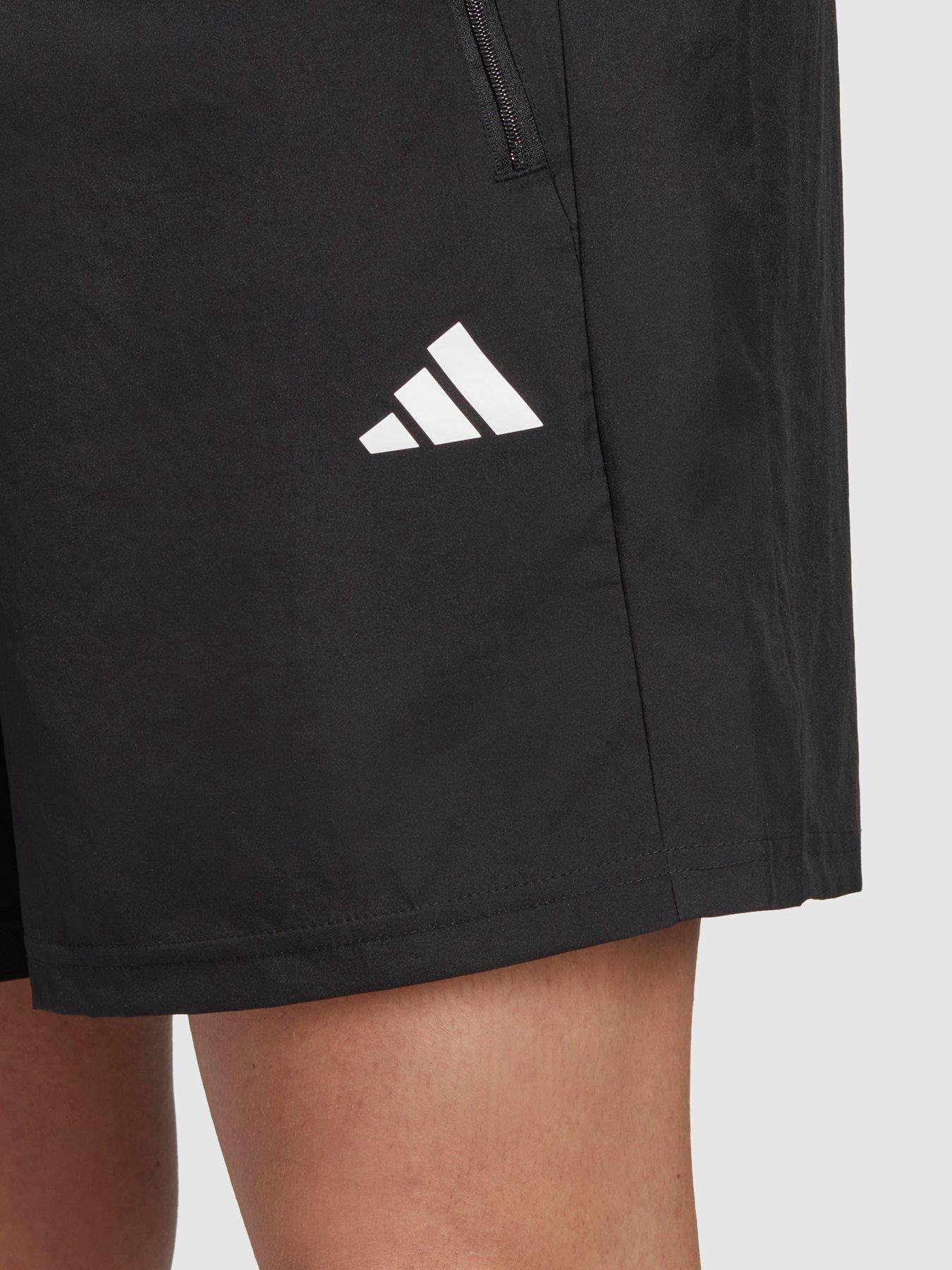 adidas-performance-train-essentials-woven-training-shorts-blackwhiteoutfit