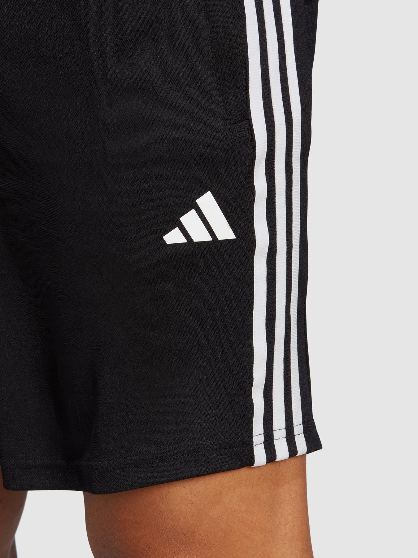 adidas-performance-train-essentials-piqueacute-3-stripes-training-shorts-blackwhiteoutfit