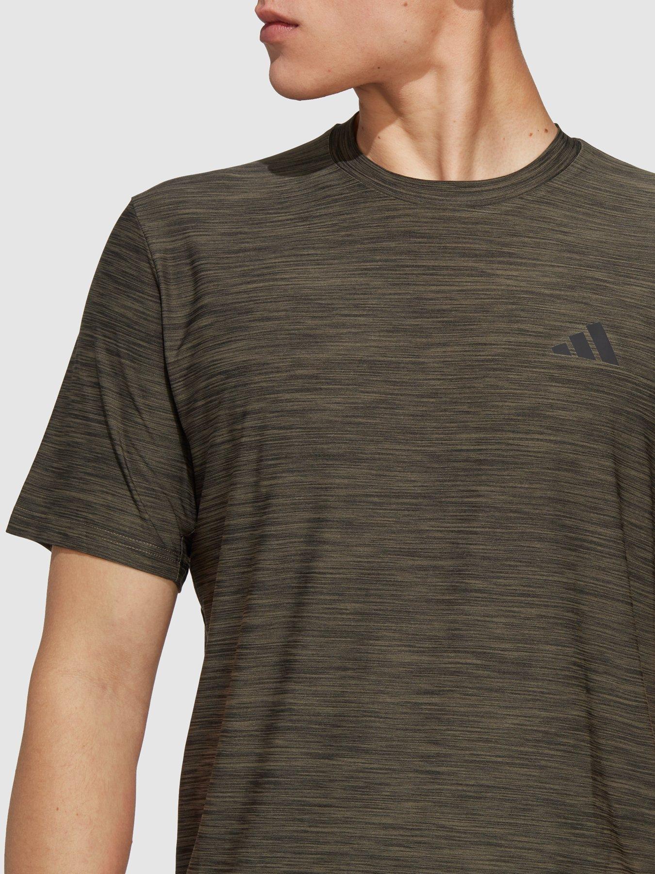 adidas-performance-train-essentials-stretch-training-t-shirt-khakioutfit