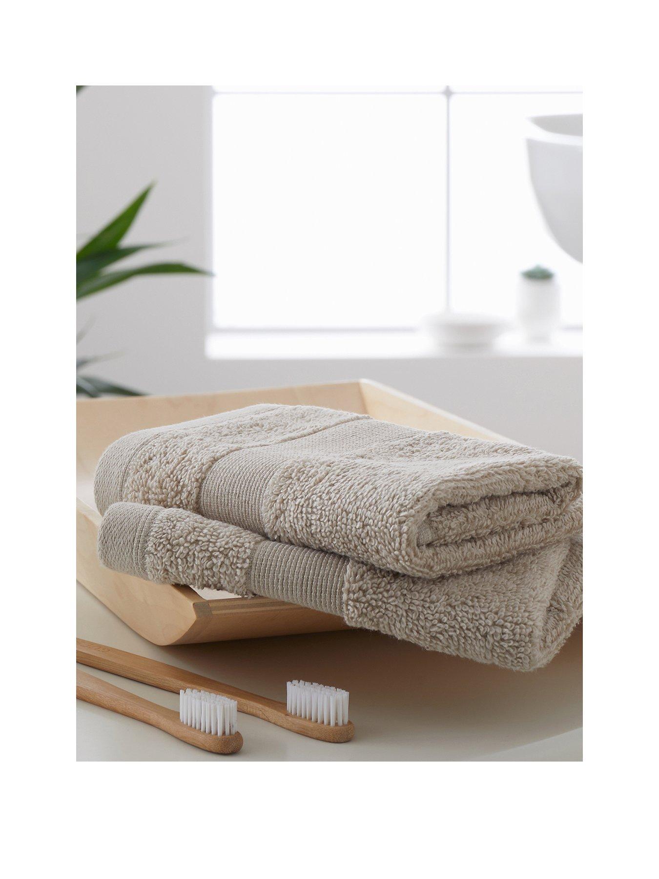 catherine-lansfield-antibacterial-face-cloth-pair