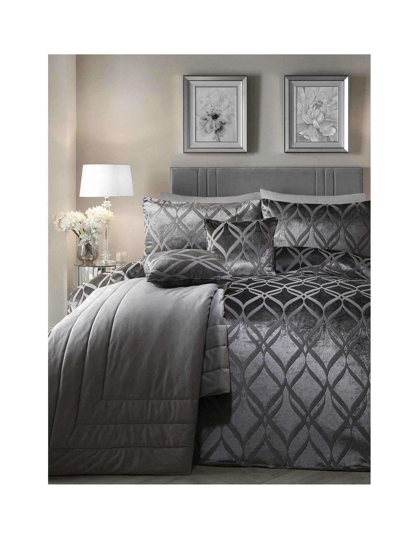 soiree-belfort-jacquard-duvet-cover-set-grey