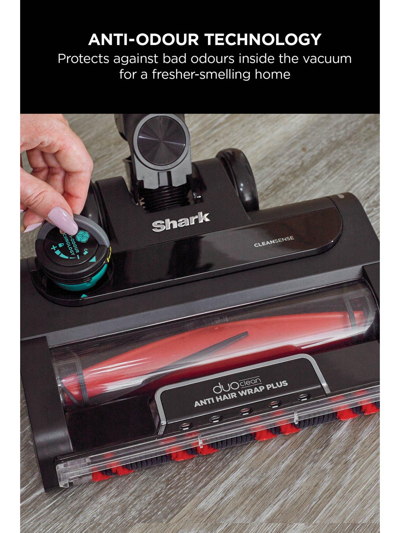 Image 4 of 7 of Shark Shark Stratos Cordless Stick Vacuum with Anti Hair-Wrap Powerfins Technology and Flexology True Pet brush 120 mins IZ420UKT