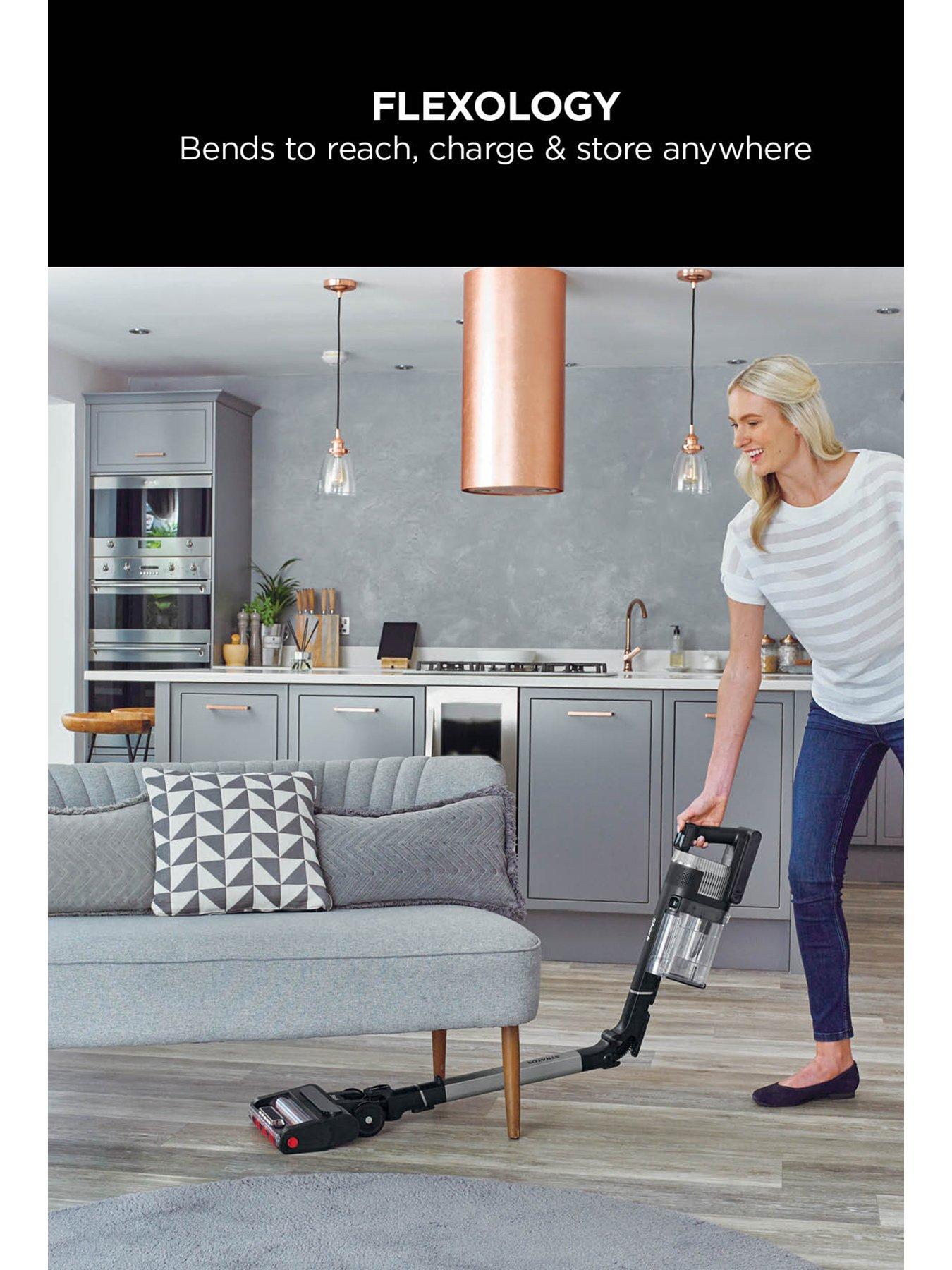 Image 6 of 7 of Shark Shark Stratos Cordless Stick Vacuum with Anti Hair-Wrap Powerfins Technology and Flexology True Pet brush 120 mins IZ420UKT