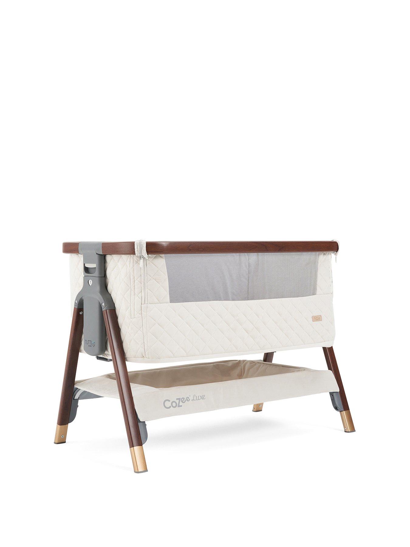 tutti-bambini-cozee-luxe-bedside-crib-walnutcreamback