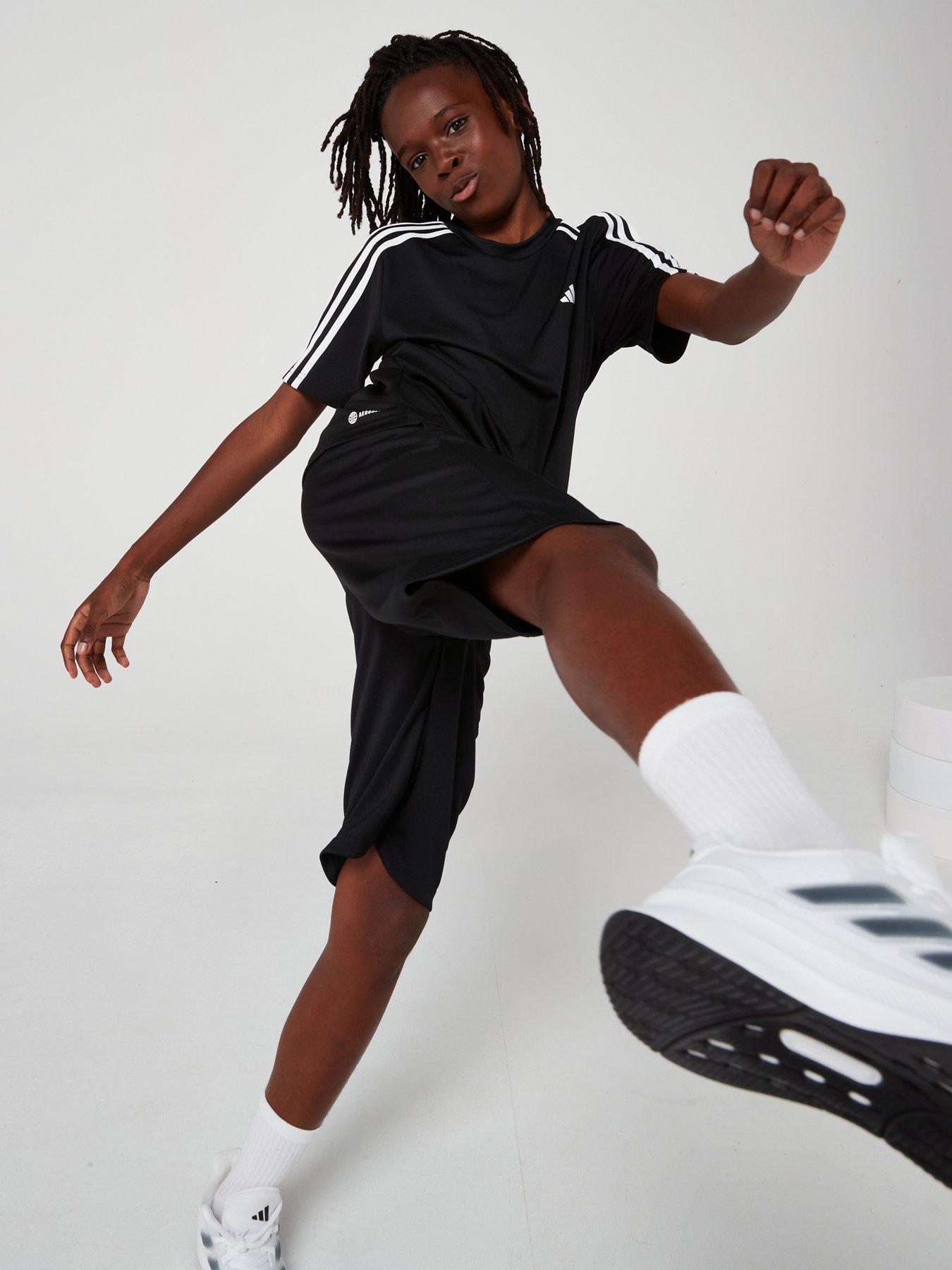 adidas-sportswear-junior-boys-train-essentials-3-stripes-short-amp-tee-set-blackoutfit