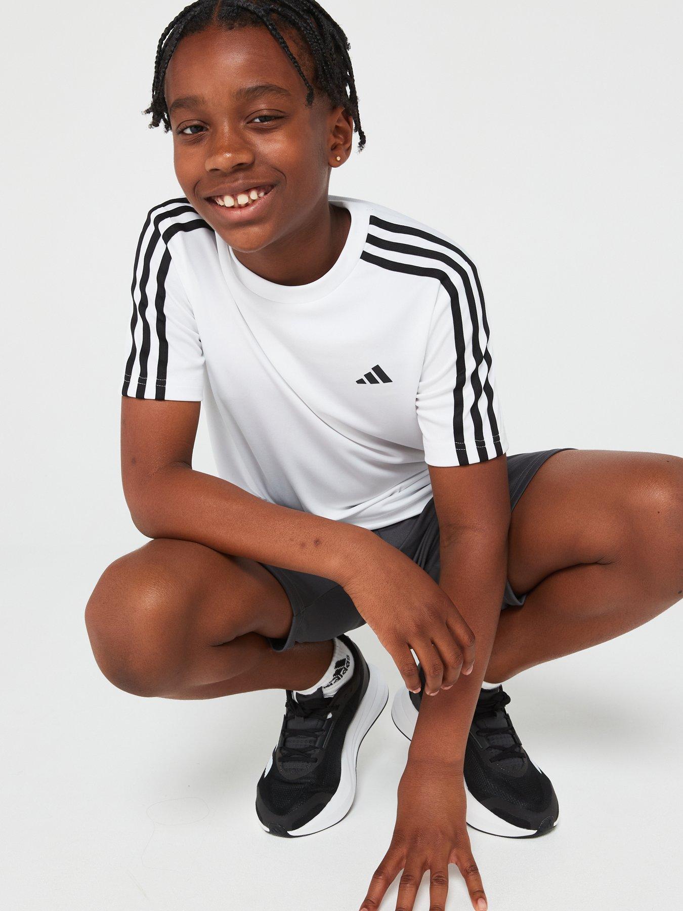 adidas-sportswear-junior-boys-train-essentials-3-stripes-short-amp-tee-set-whiteblackoutfit