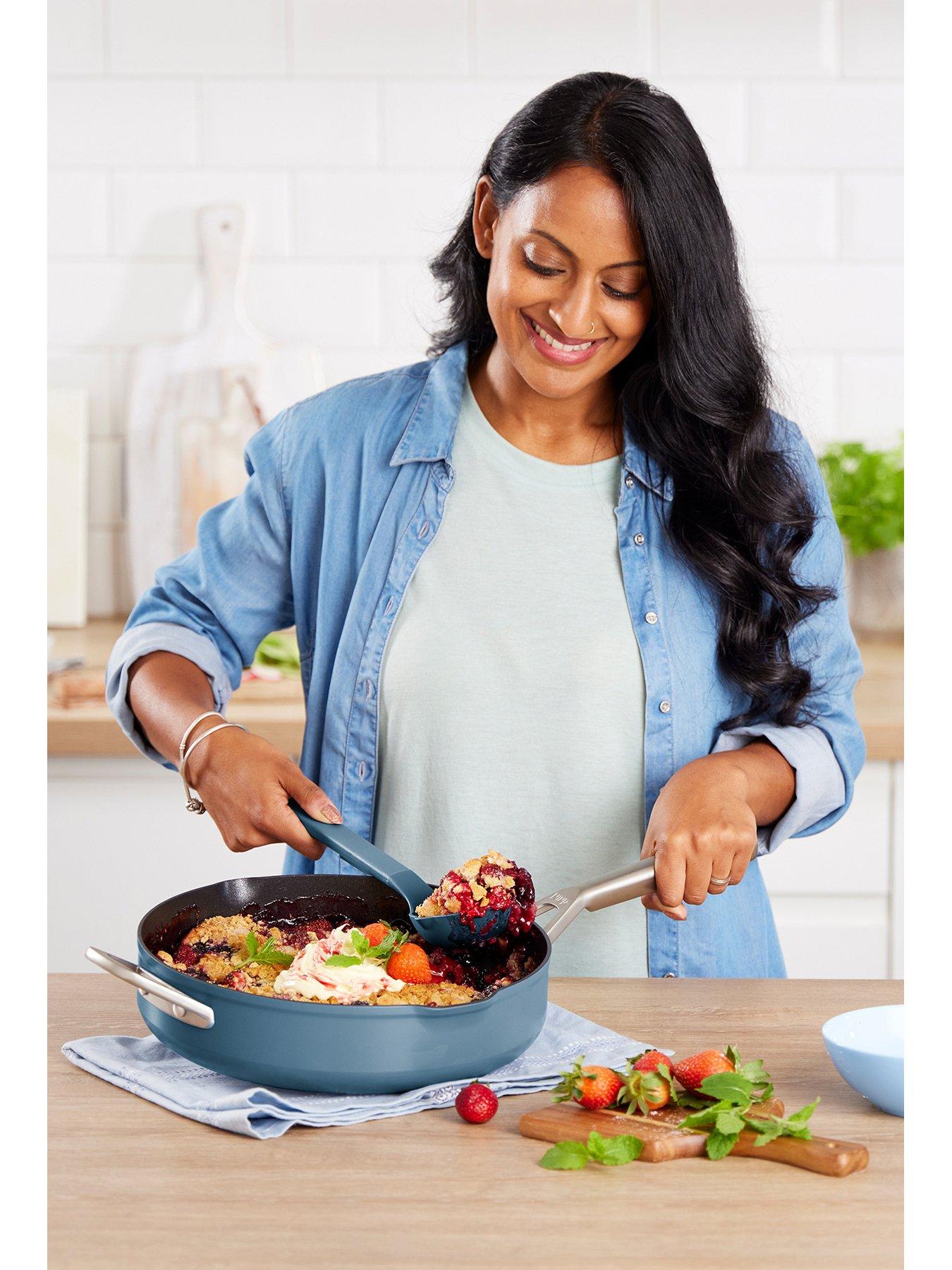 Image 4 of 7 of NINJA Foodi ZEROSTICK 9-in-1 PossiblePan, non stick -&nbsp;Blue Macaroon