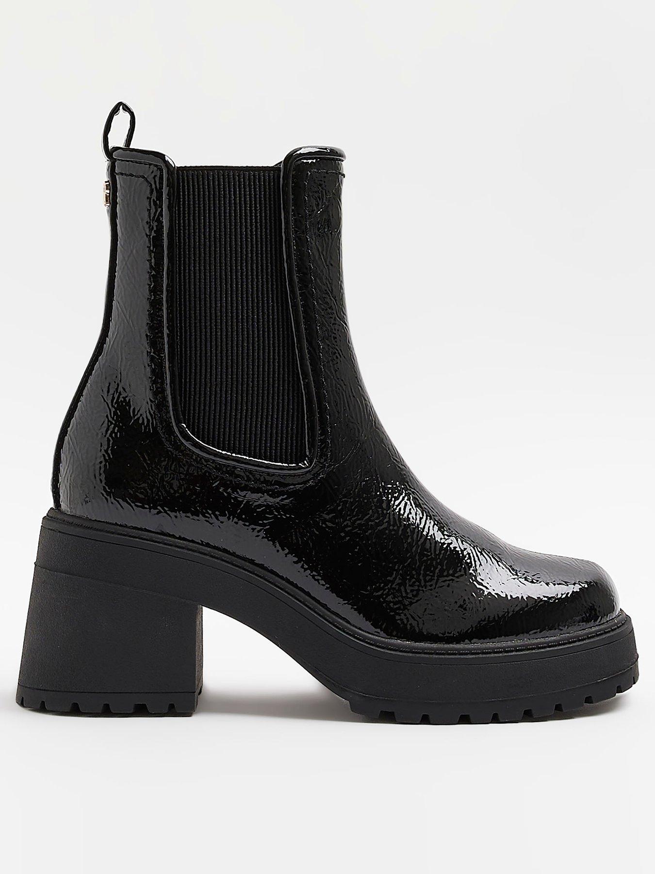 Chelsea boots river clearance island