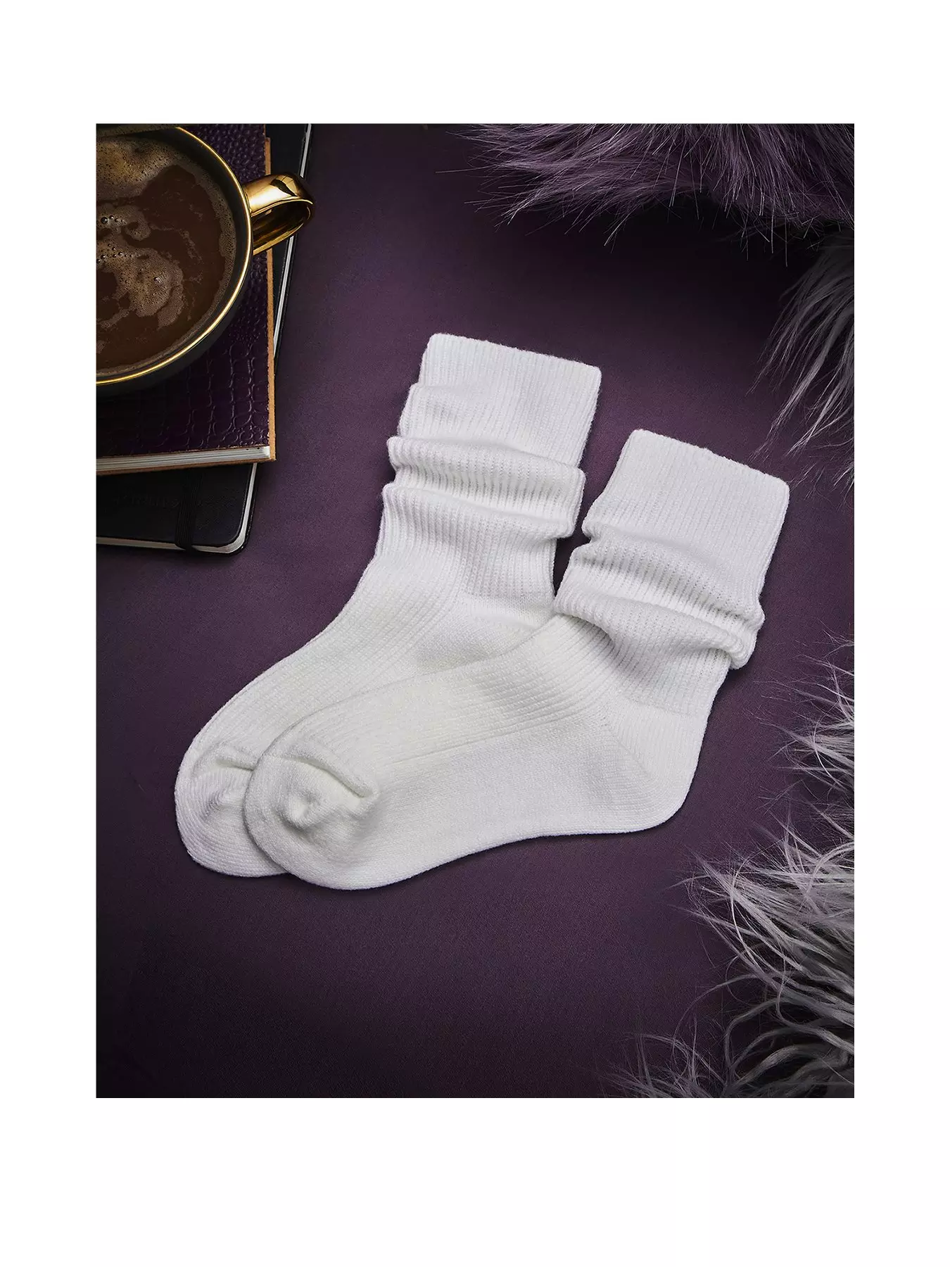 prod1091694242: Serenity A Treat For you Feet, Bed Socks Set