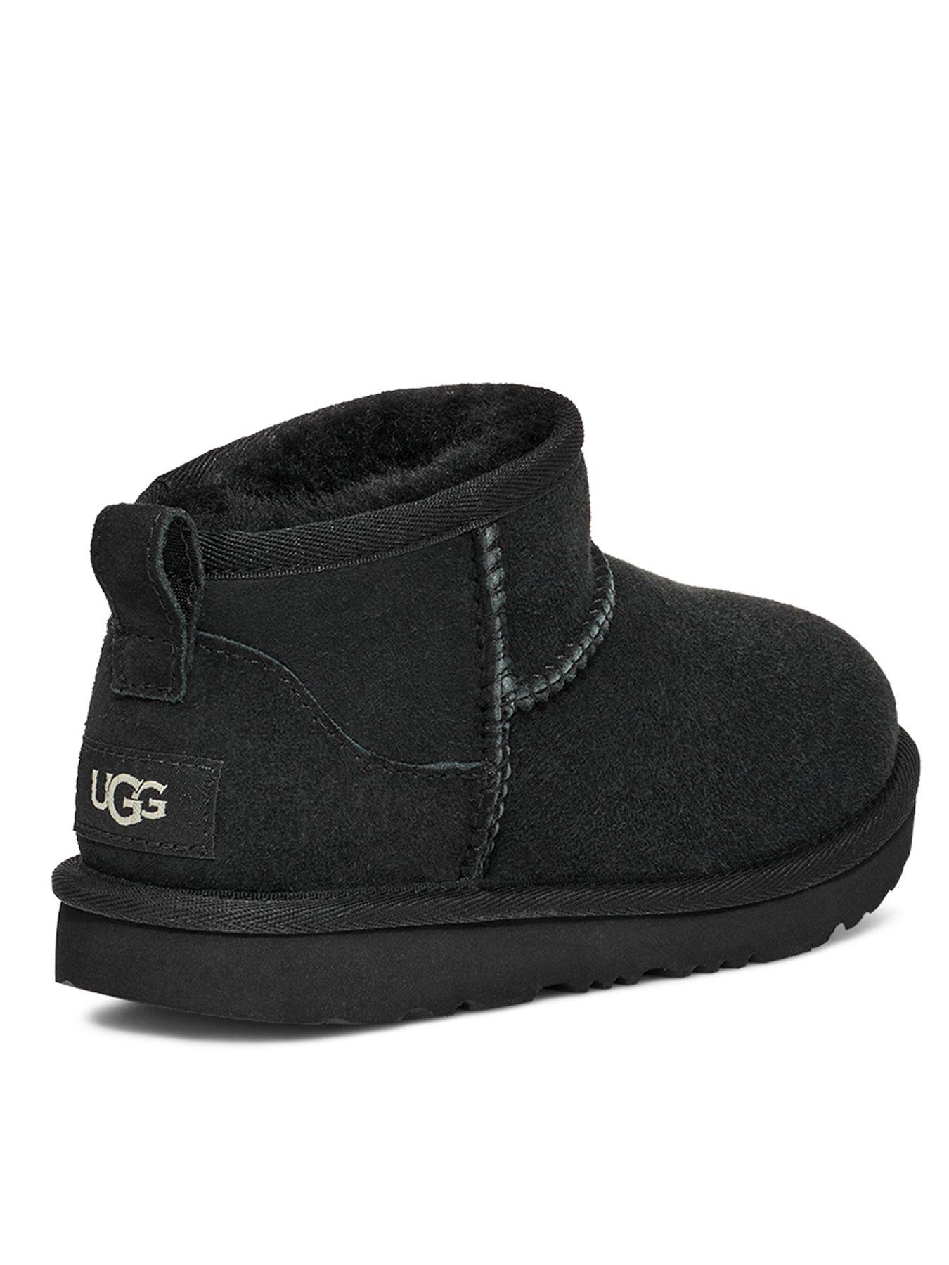 ugg-ugg-kids-classic-ultra-mini-classic-boot-blackstillFront