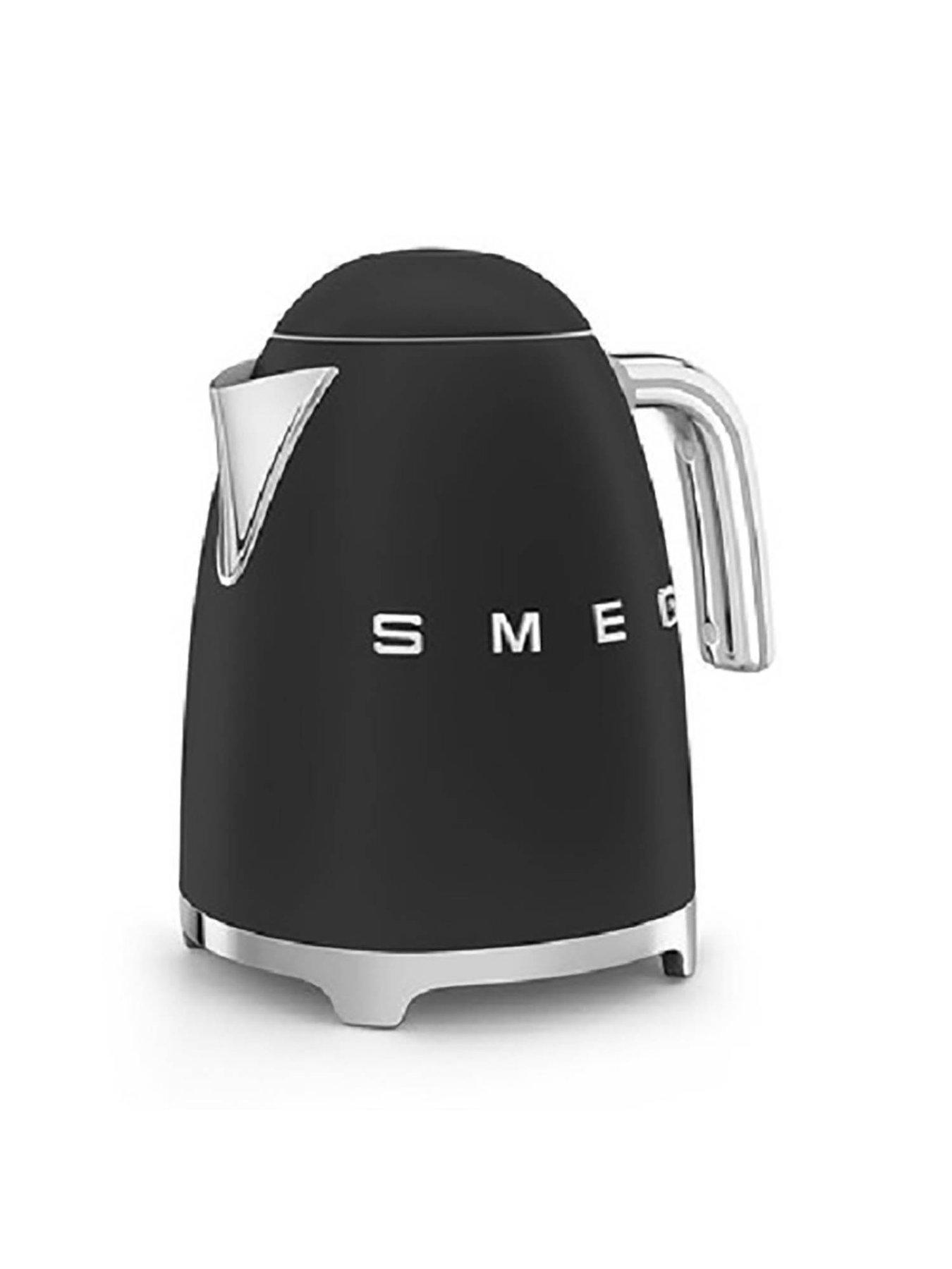 Image 2 of 6 of Smeg KLF03 Retro Style Jug Kettle, 300W, 1.7L - Matte Black