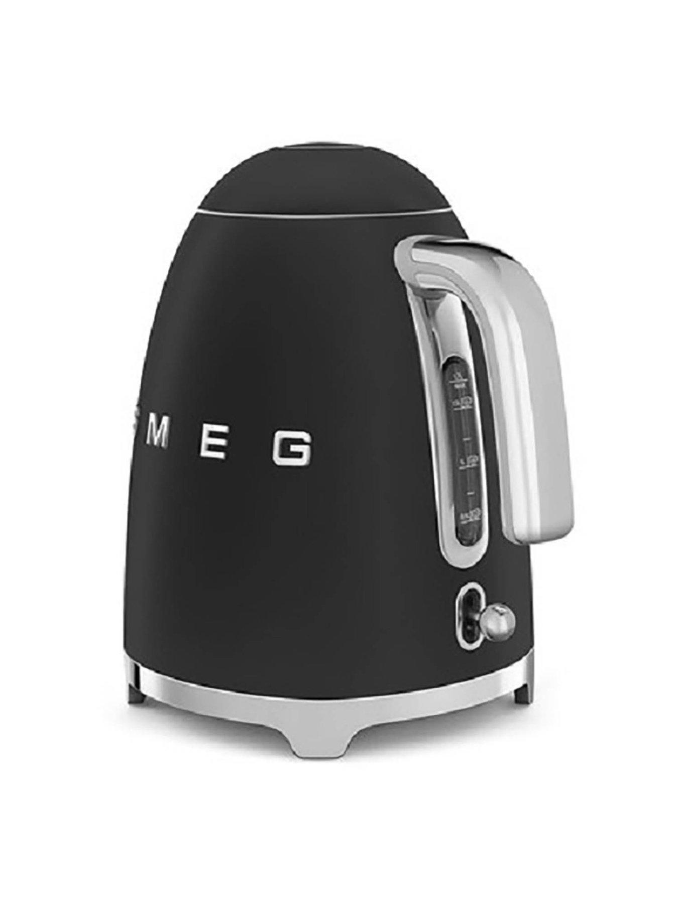 Image 3 of 6 of Smeg KLF03 Retro Style Jug Kettle, 300W, 1.7L - Matte Black