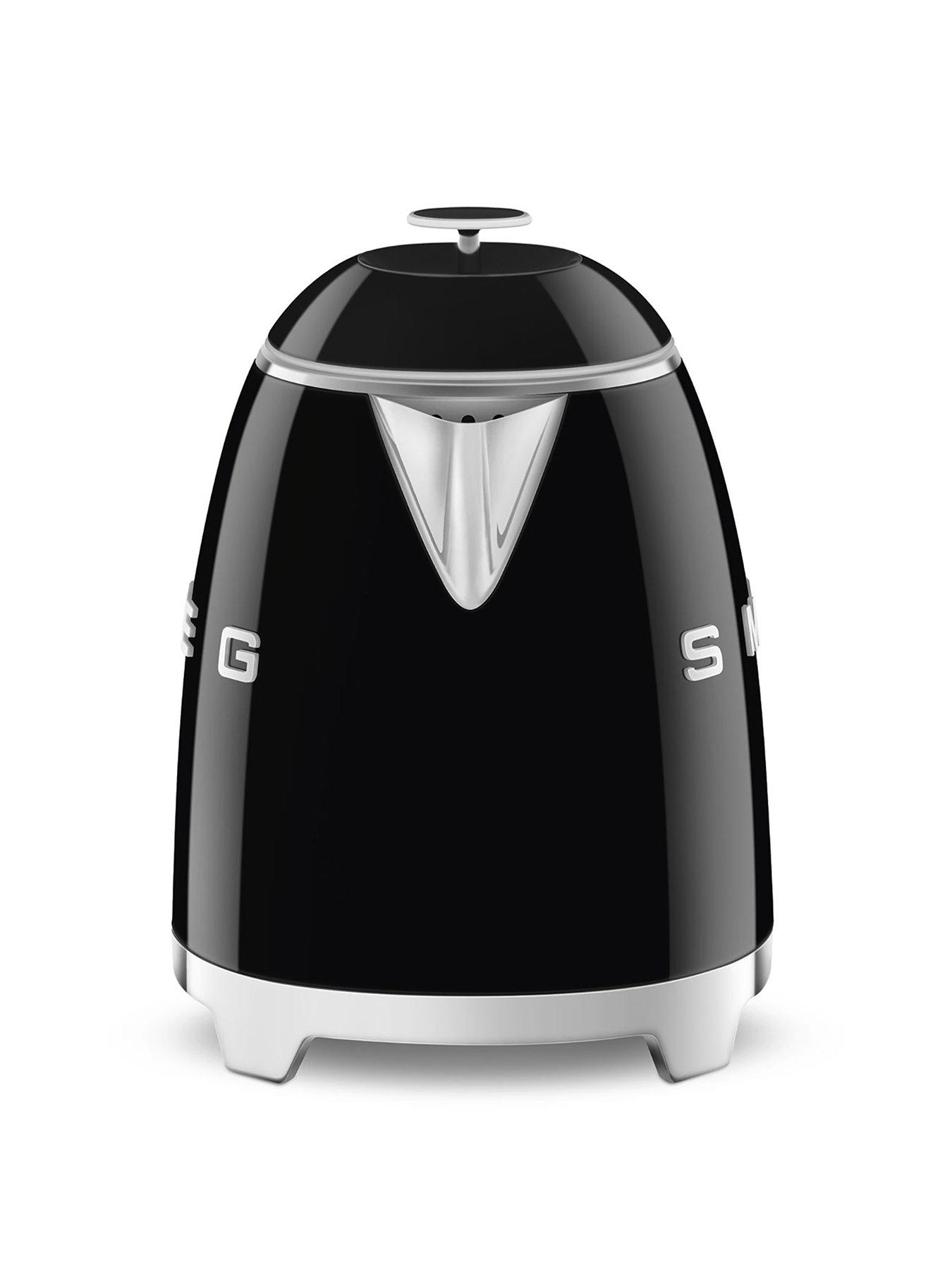 Image 3 of 6 of Smeg KLF05 Retro Style 0.8L Mini Kettle, 1400W - Black