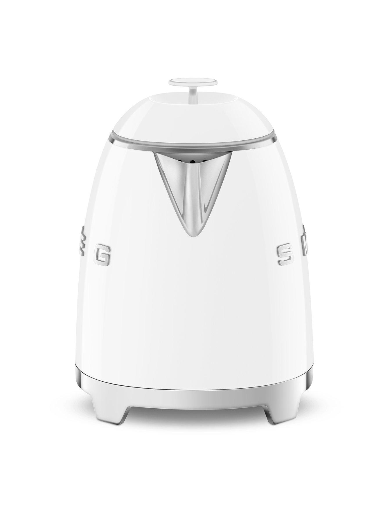 smeg-klf05-retro-style-08l-mini-kettle-1400w-whitestillFront