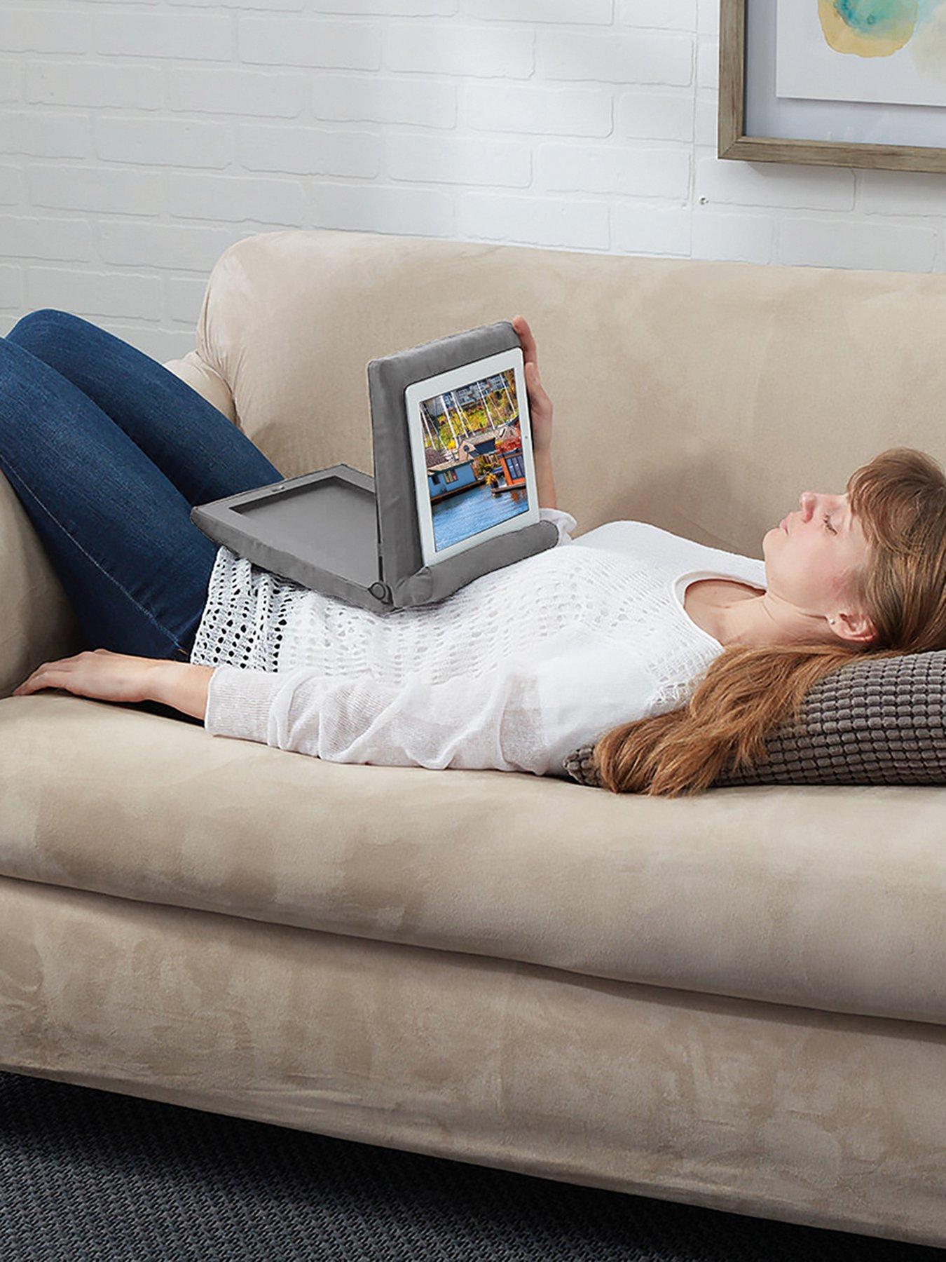 jml-pill-o-pad-foldaway-tablet-standstillFront