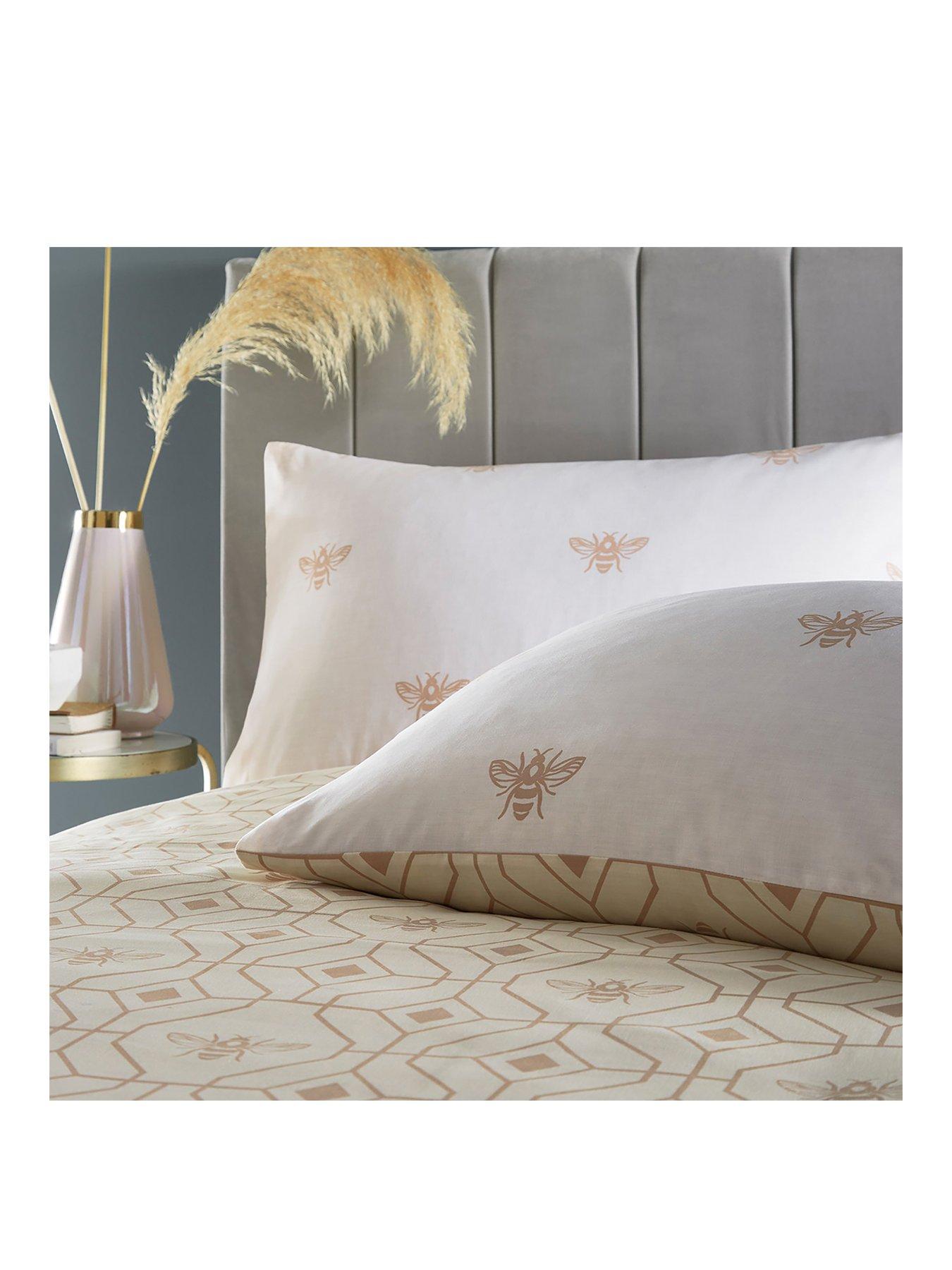 furn-bee-deco-duvet-cover-set-in-champagnestillFront