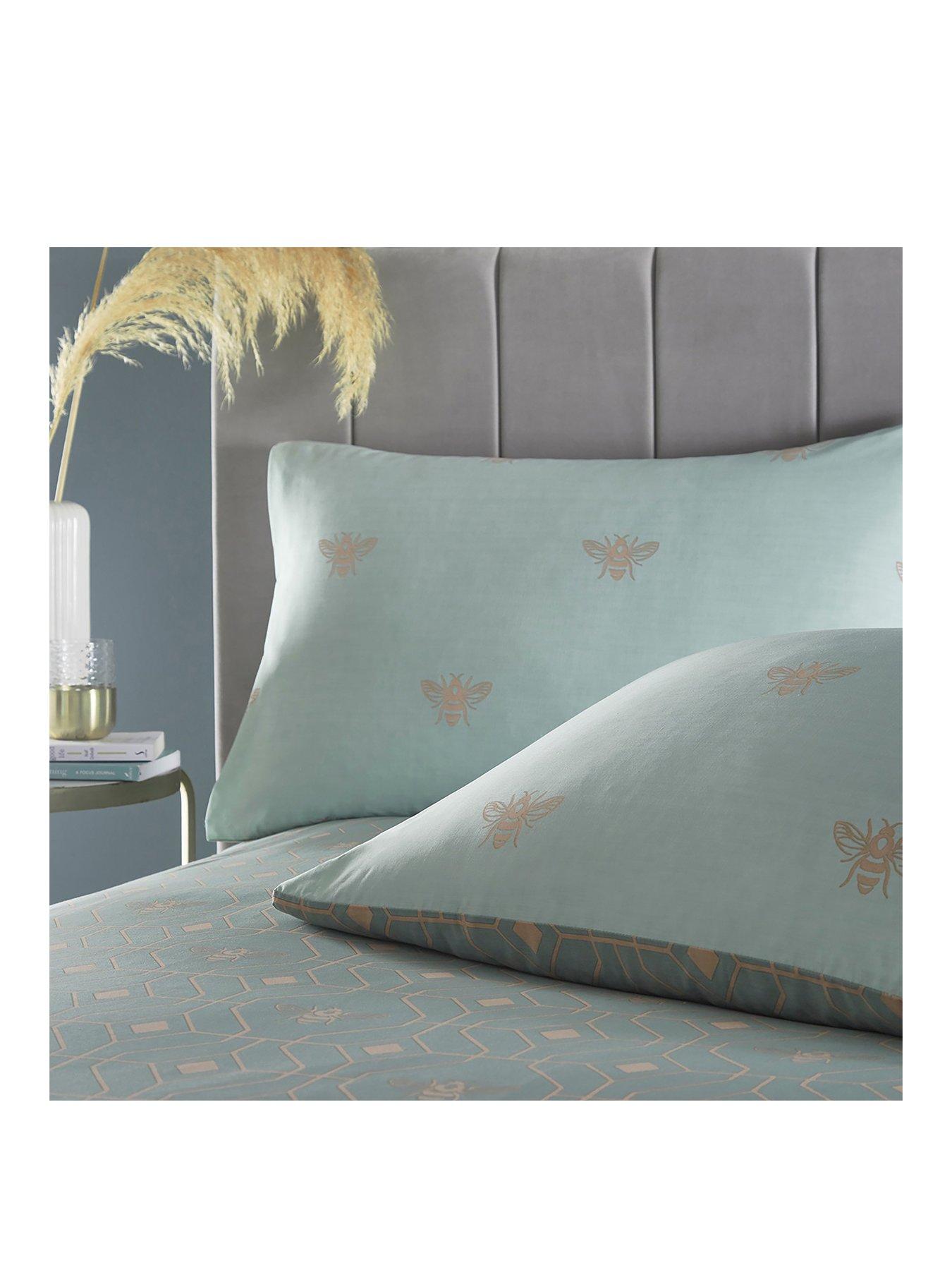 furn-bee-deco-duvet-cover-set-sage-greenstillFront