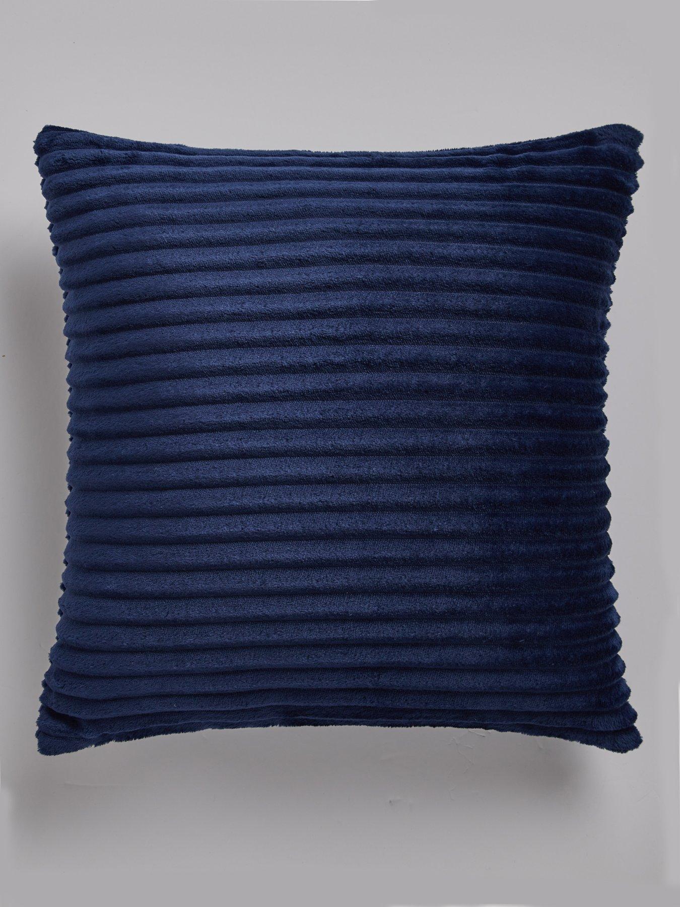 the-very-collection-ribbon-velour-cushion