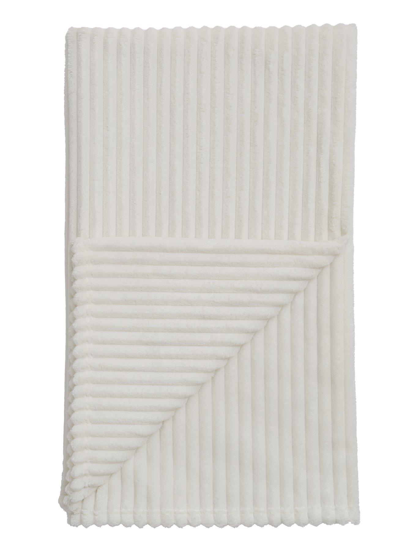 Very Home Ribbon Velour Throw