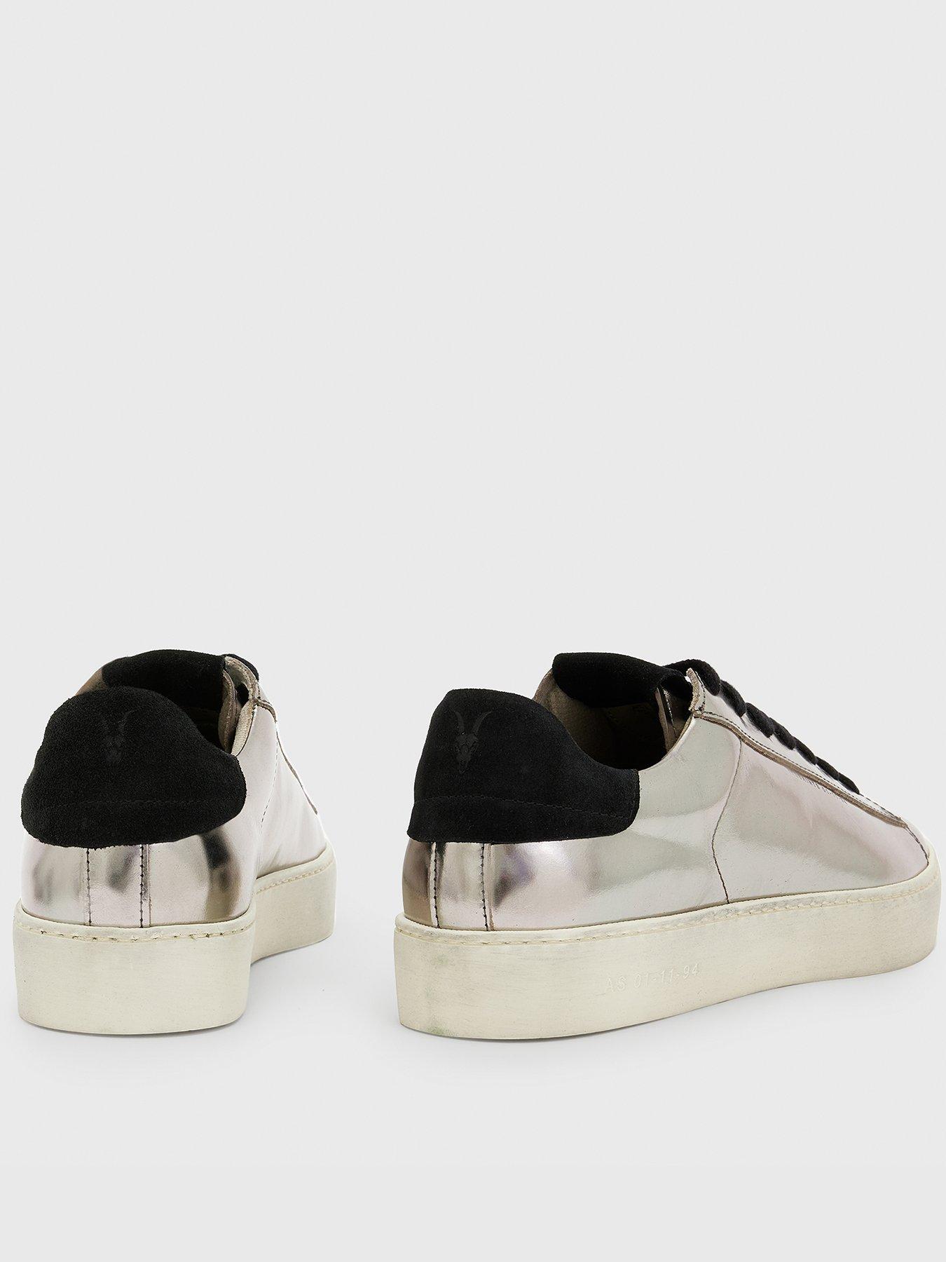 allsaints-shana-metallic-sneaker-silveroutfit