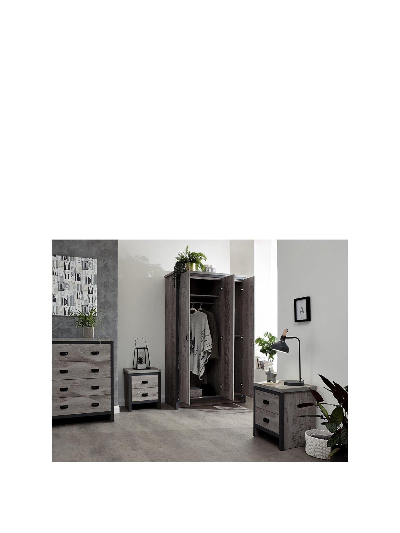 gfw-boston-4-piece-package-3-door-wardrobe-4-drawer-chest-2-bedside-chests-greyback