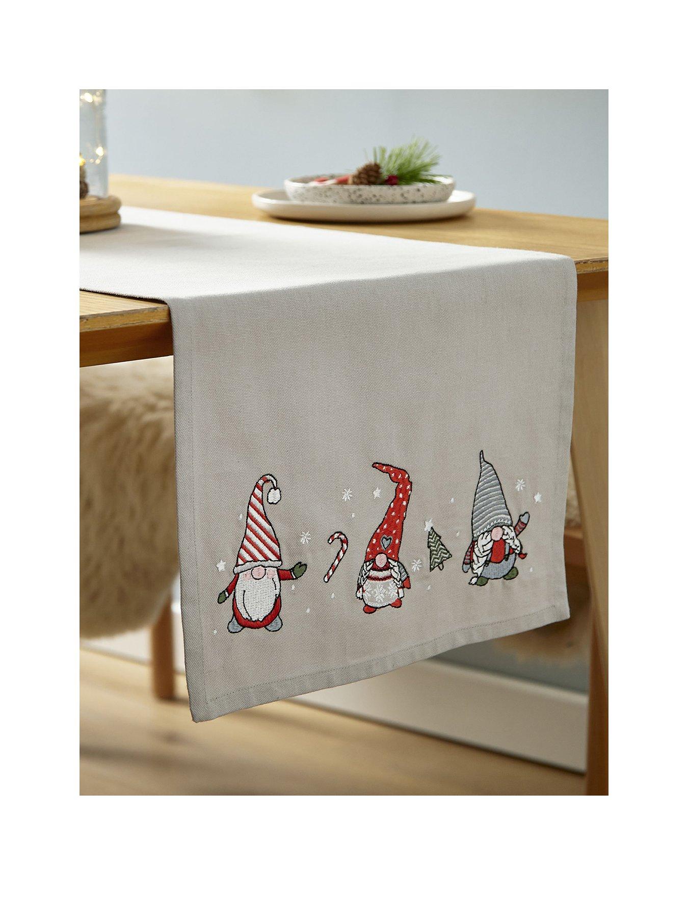 Catherine Lansfield Christmas Gnomes Runner