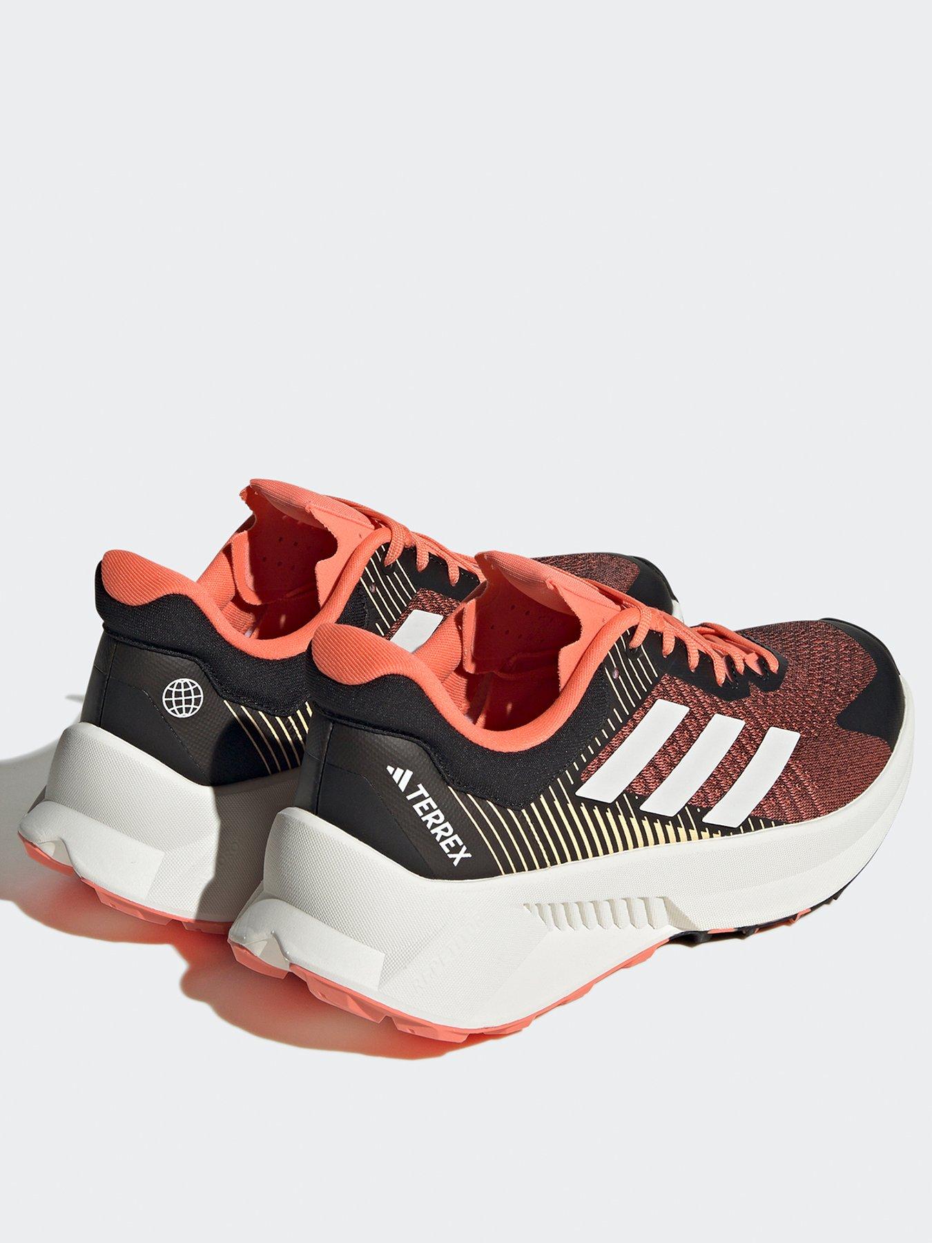 adidas-womens-soulstride-flow-trail-running-shoes-blackwhitestillFront