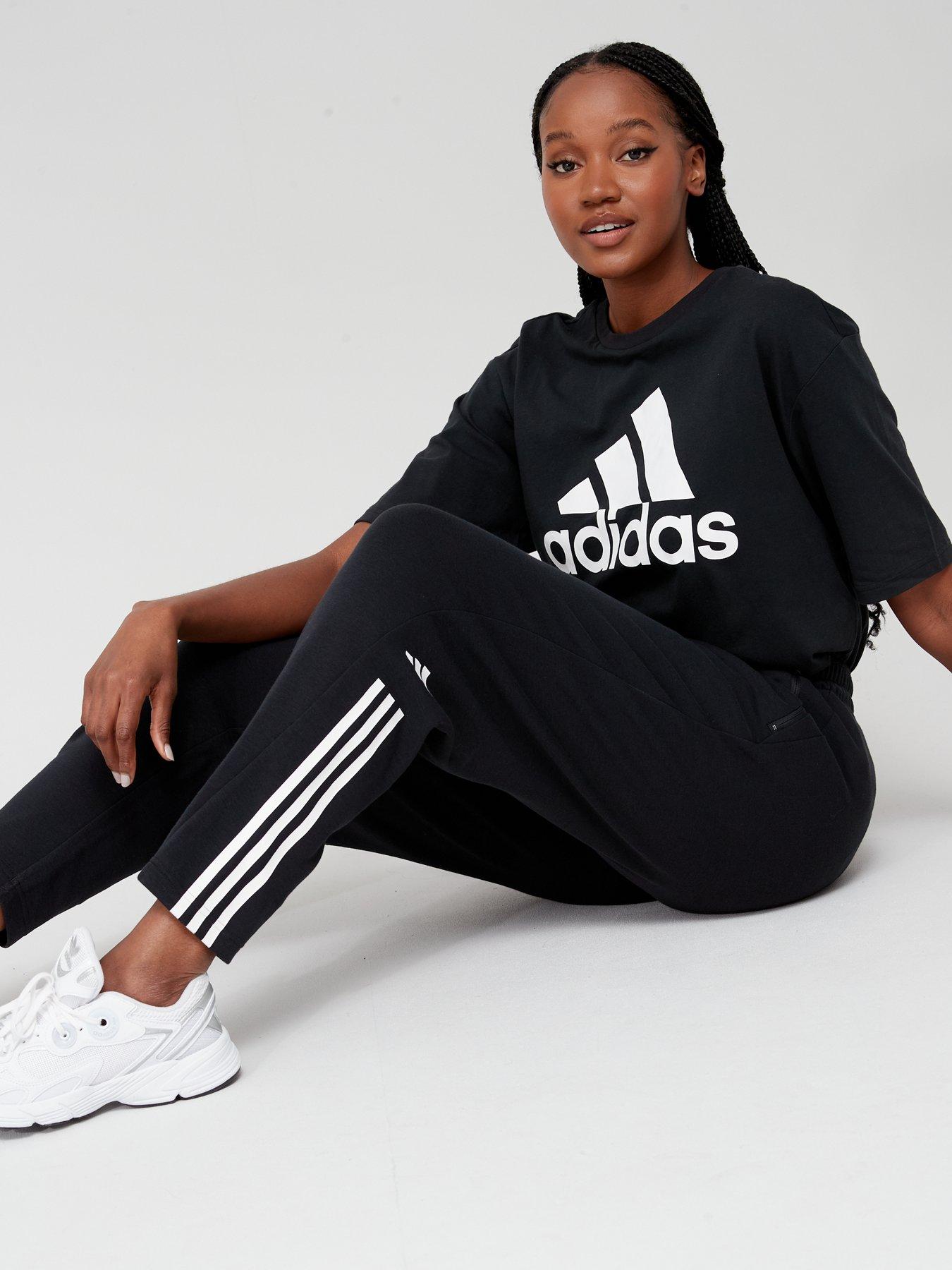 adidas-sportswear-womens-big-logo-boyfriend-t-shirt-blackwhiteoutfit