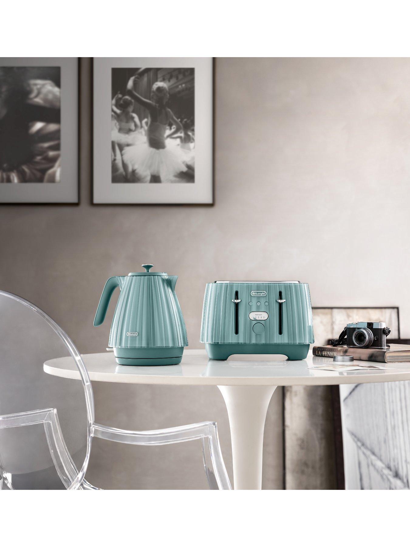 Image 5 of 5 of DeLonghi Delonghi Ballerina Kettle - Green