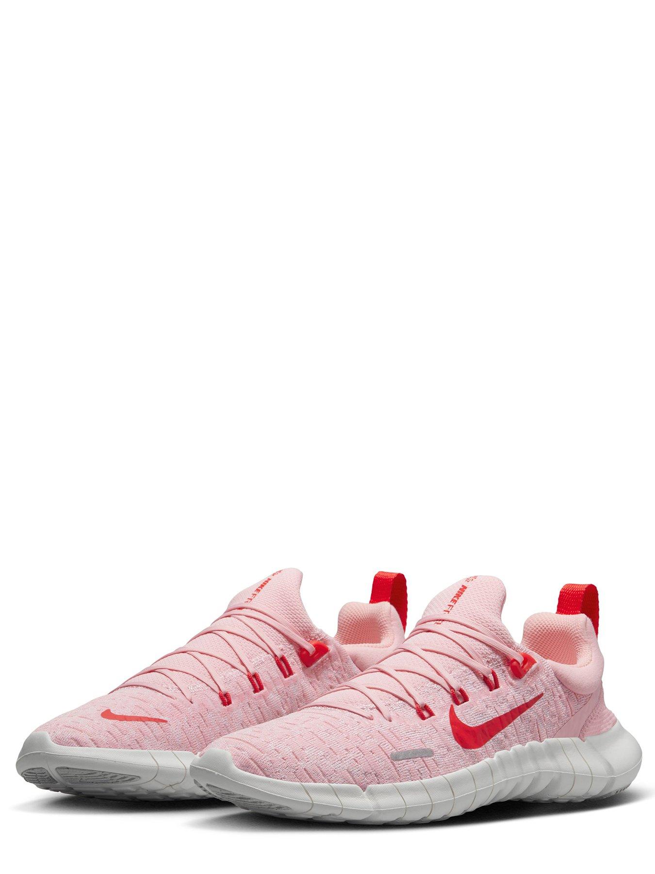 Nike sales cmtr 219