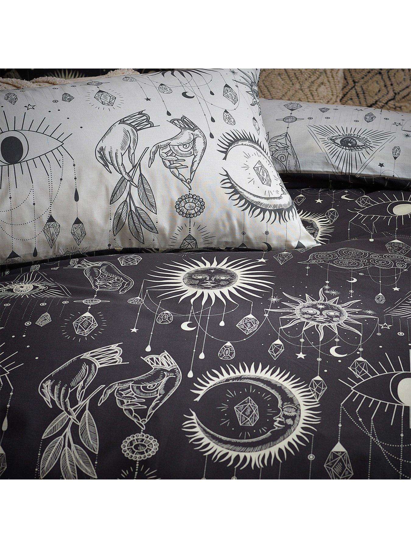 furn-constellations-monochrome-duvet-set-kingback