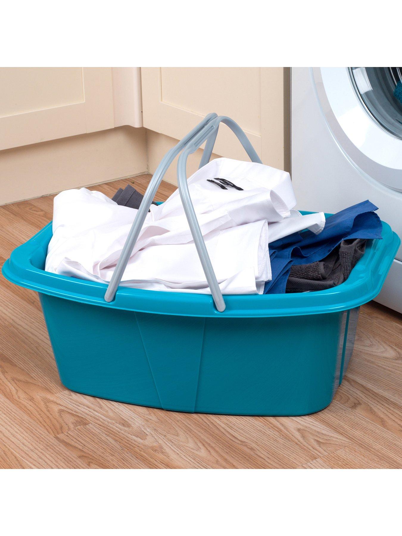 Image 6 of 7 of Beldray Set Of 2 Carry Handle 26l Plastic Laundry Baskets