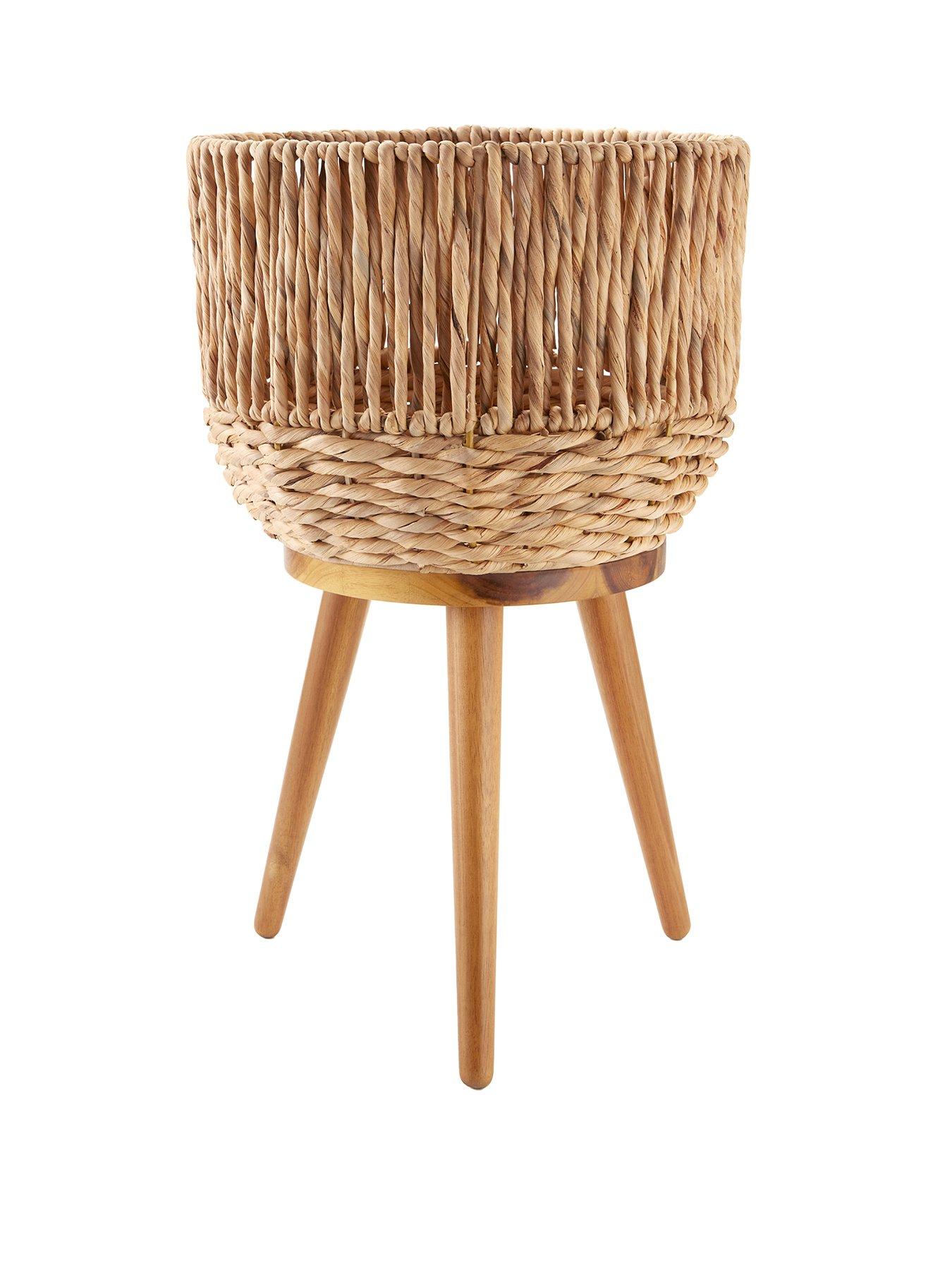 the-very-collection-water-hyacinth-planter-on-wooden-legsstillFront