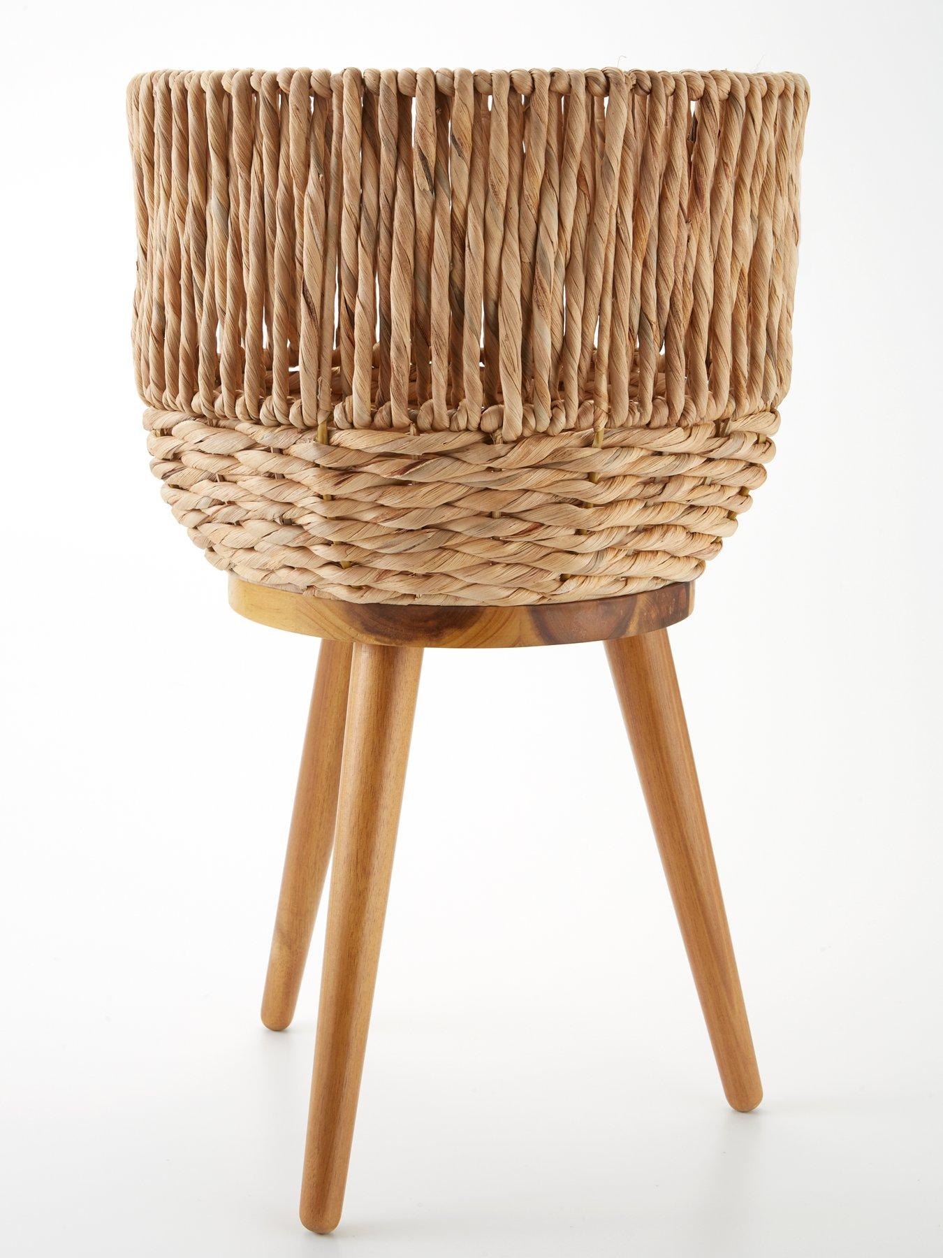 the-very-collection-water-hyacinth-planter-on-wooden-legsback