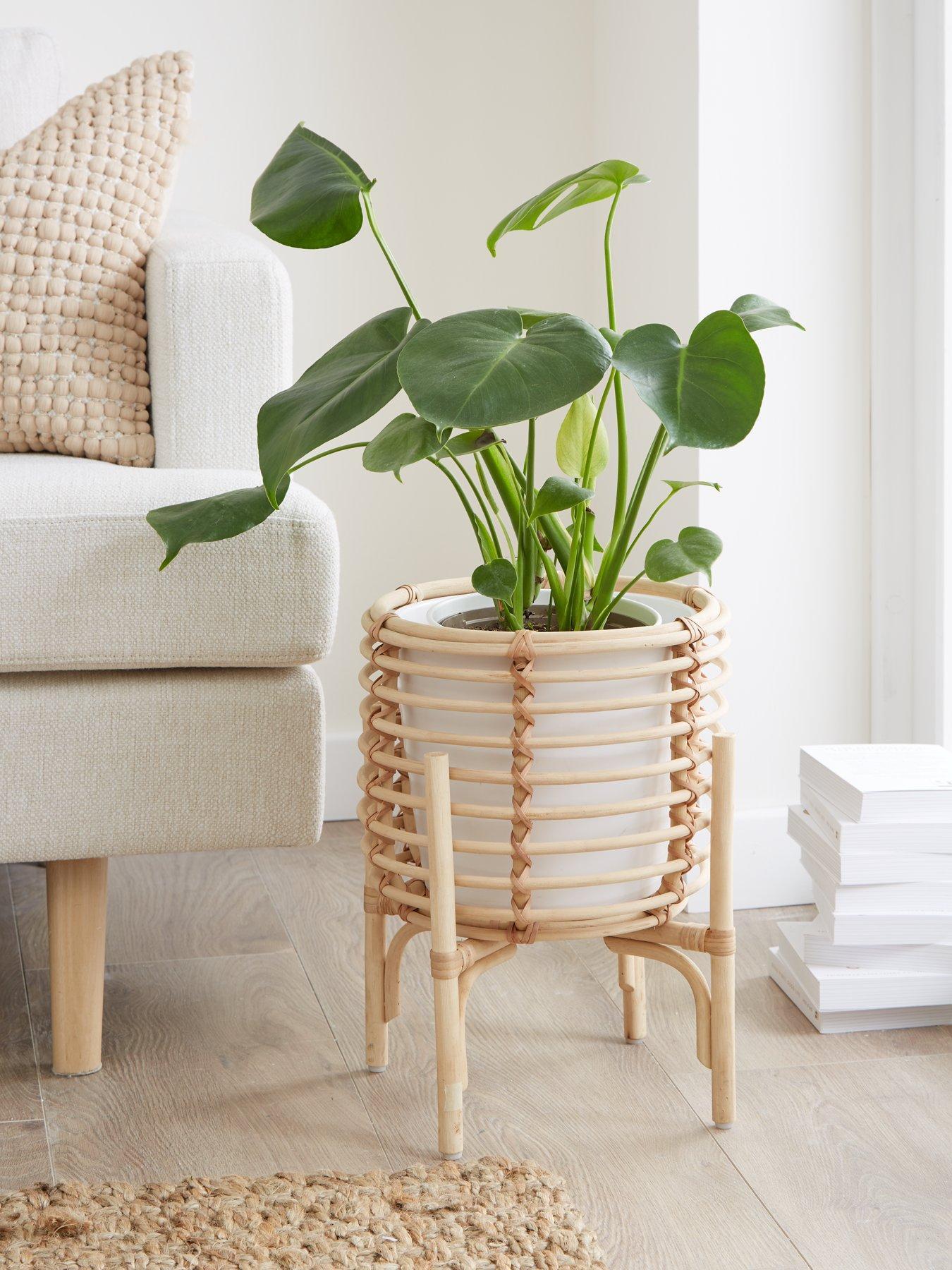 very-home-rattan-standing-planter