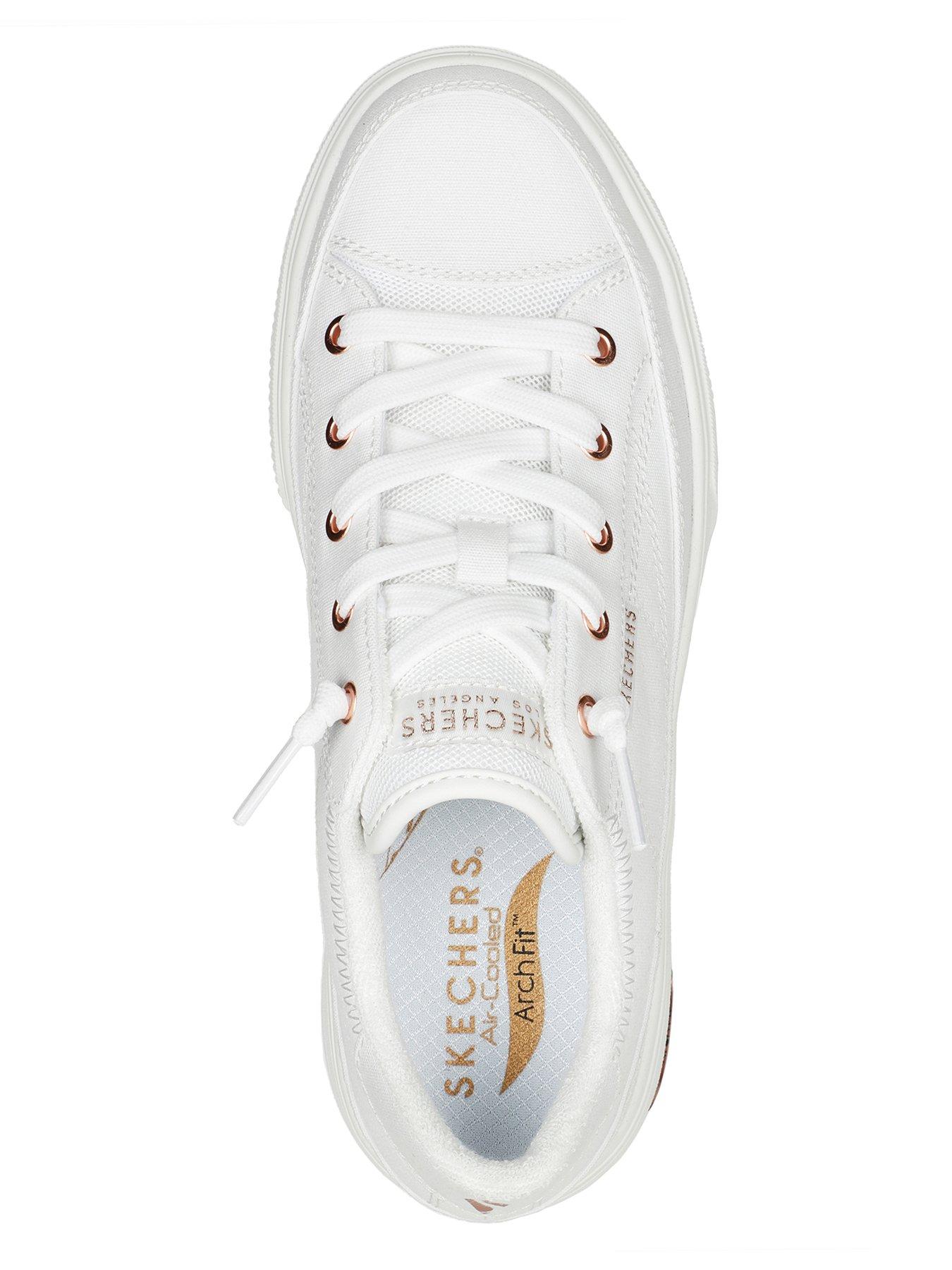 skechers-arch-fit-arcade-canvas-trainer-whiteoutfit