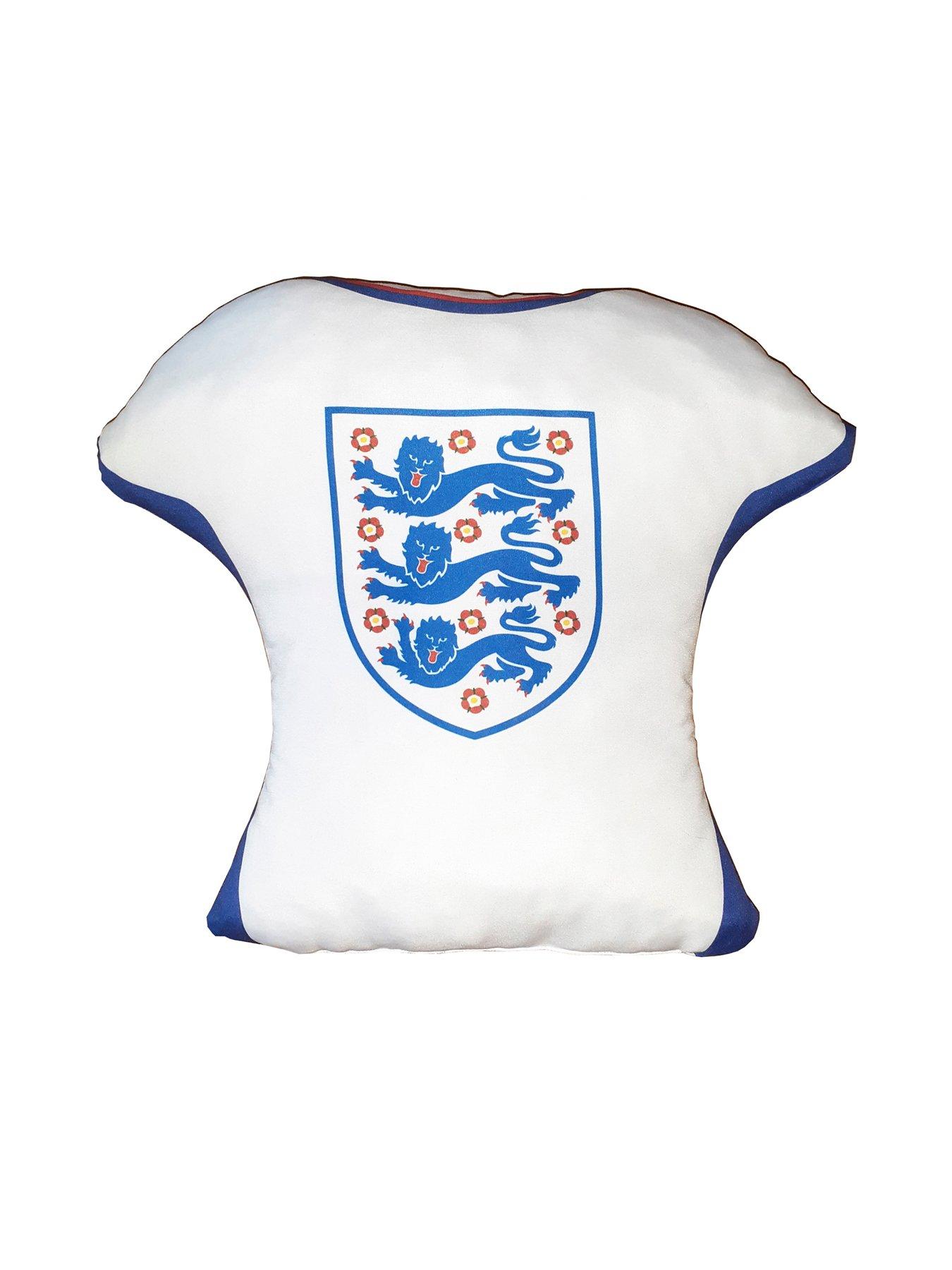 england-shirt-shaped-cushion-multifront