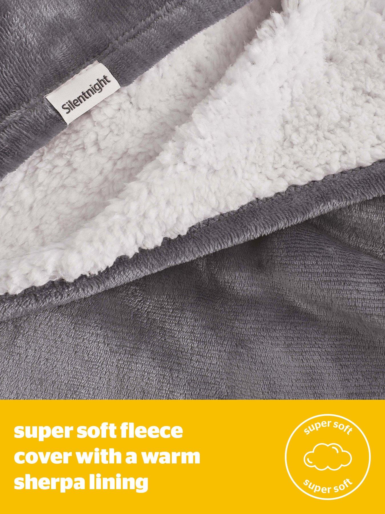 silentnight-snugsie-supersized-blanket-greydetail